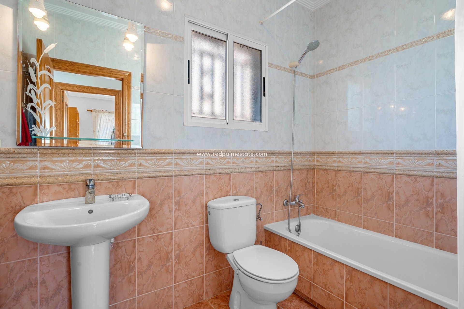 Videresalg - Villa -
Orihuela Costa - El Galan