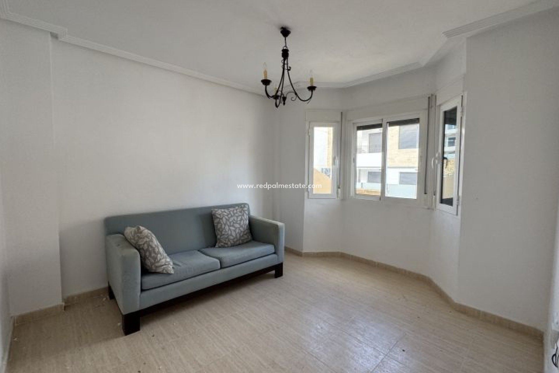 Videresalg - Villa -
Orihuela Costa - Inland