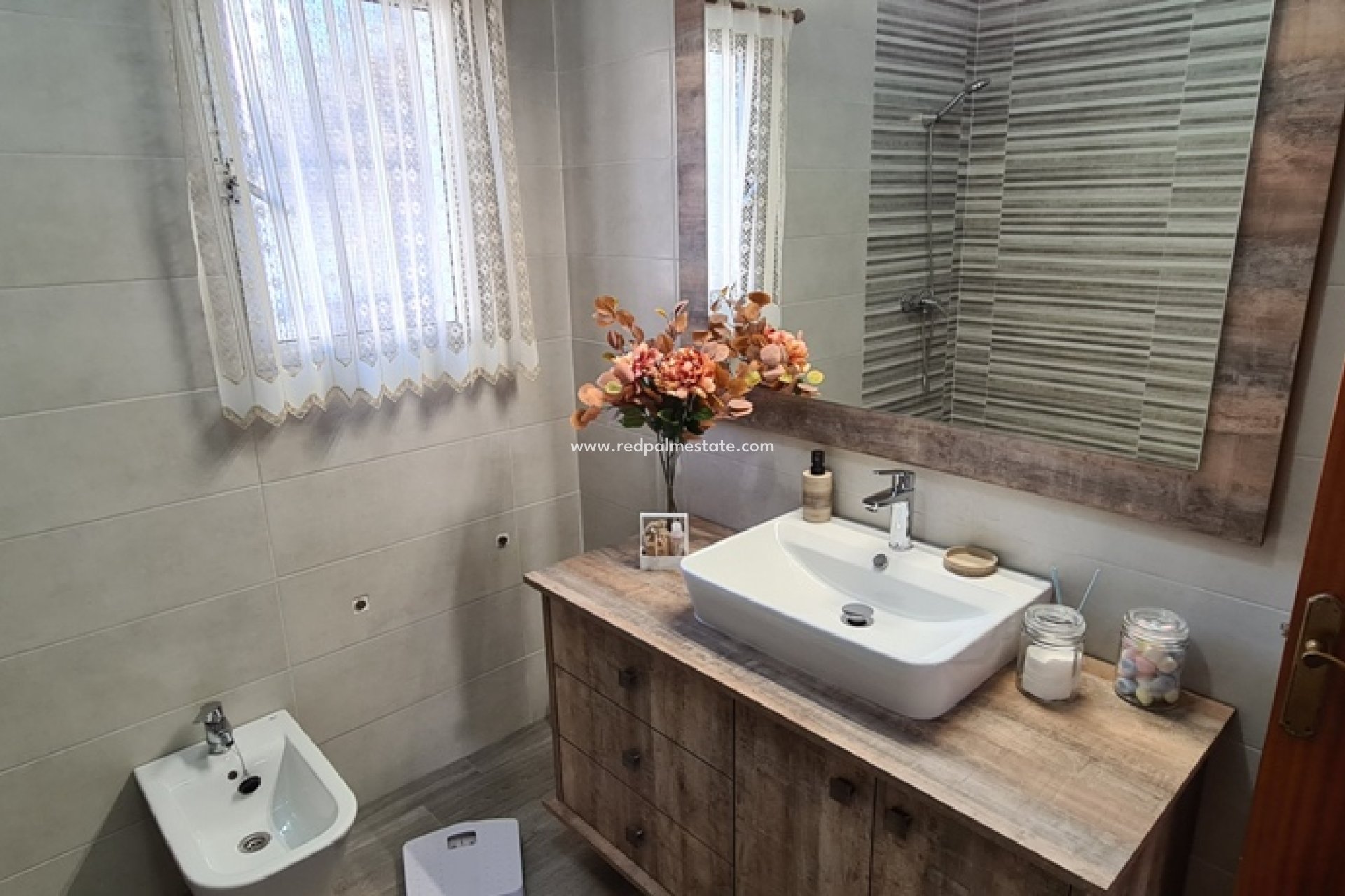 Videresalg - Villa -
Orihuela Costa - Inland