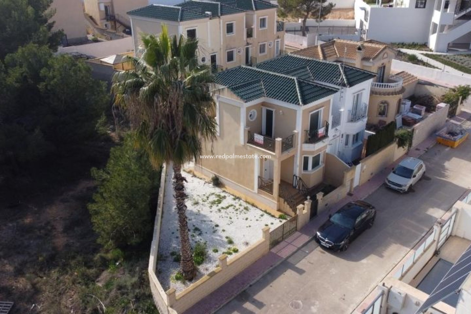 Videresalg - Villa -
Orihuela Costa - Inland