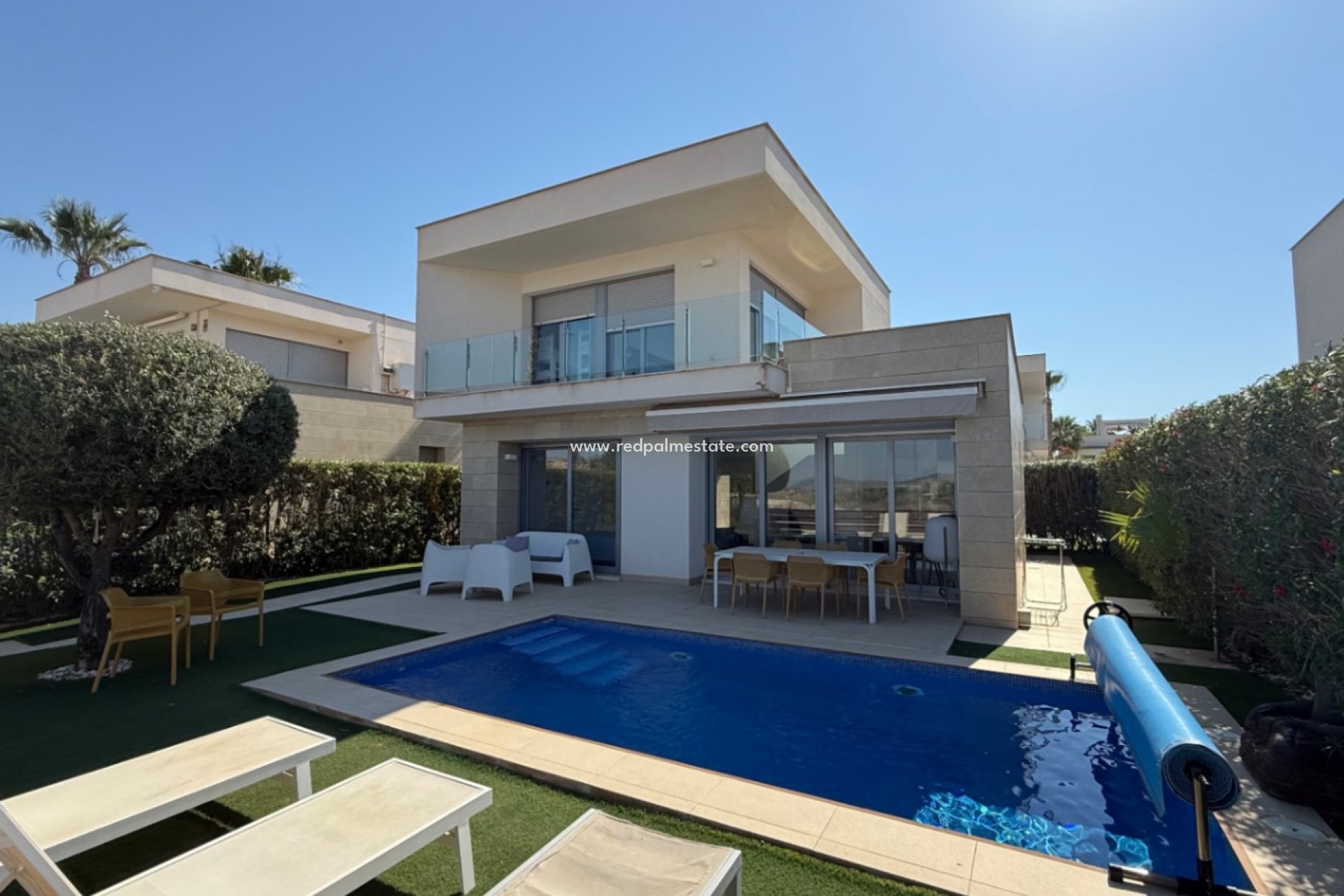 Videresalg - Villa -
Orihuela Costa - Inland