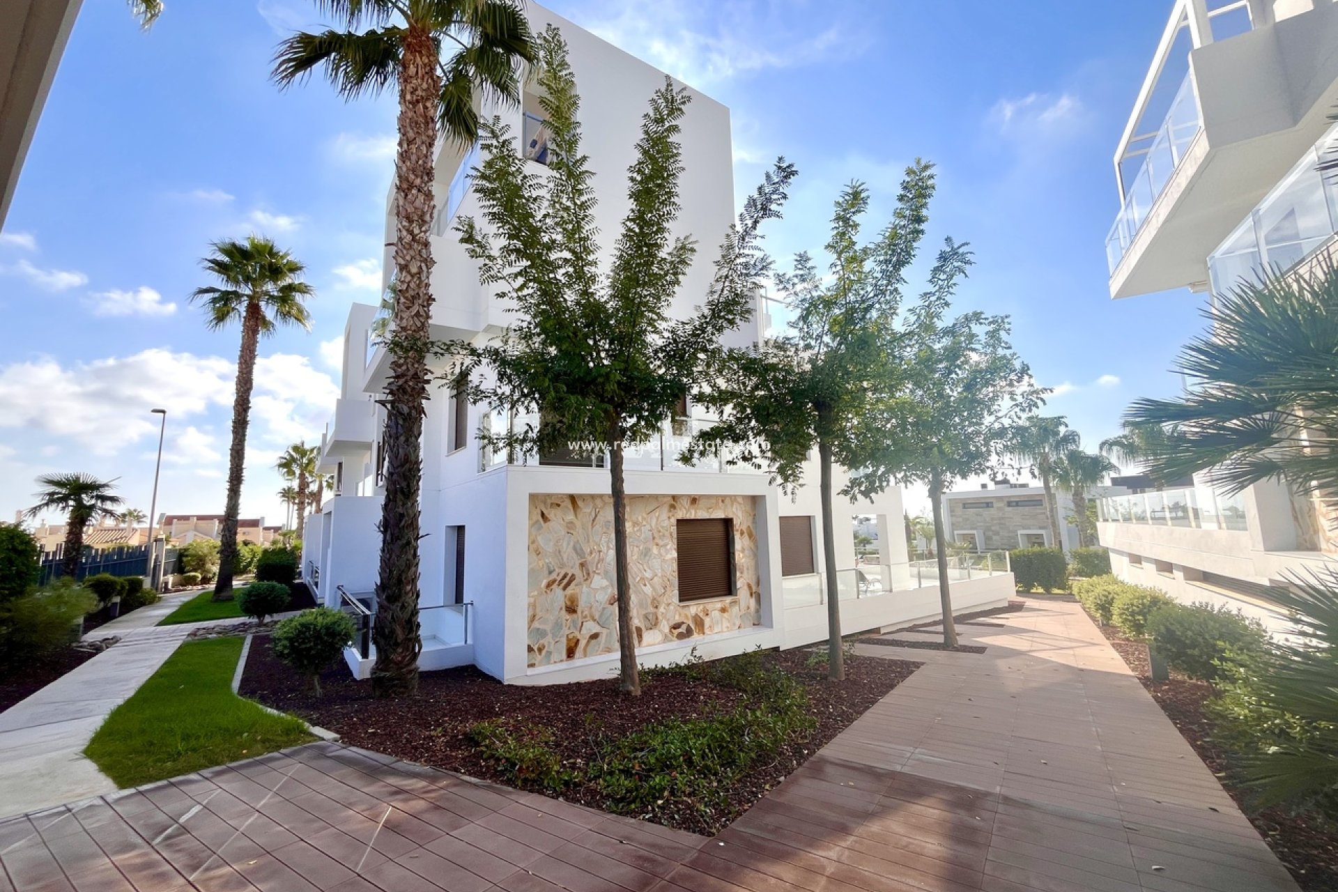 Videresalg - Villa -
Orihuela Costa - Inland