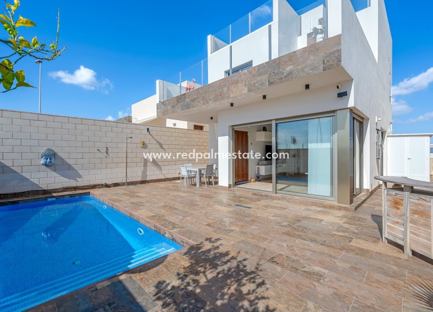 Videresalg - Villa -
Orihuela Costa - Inland