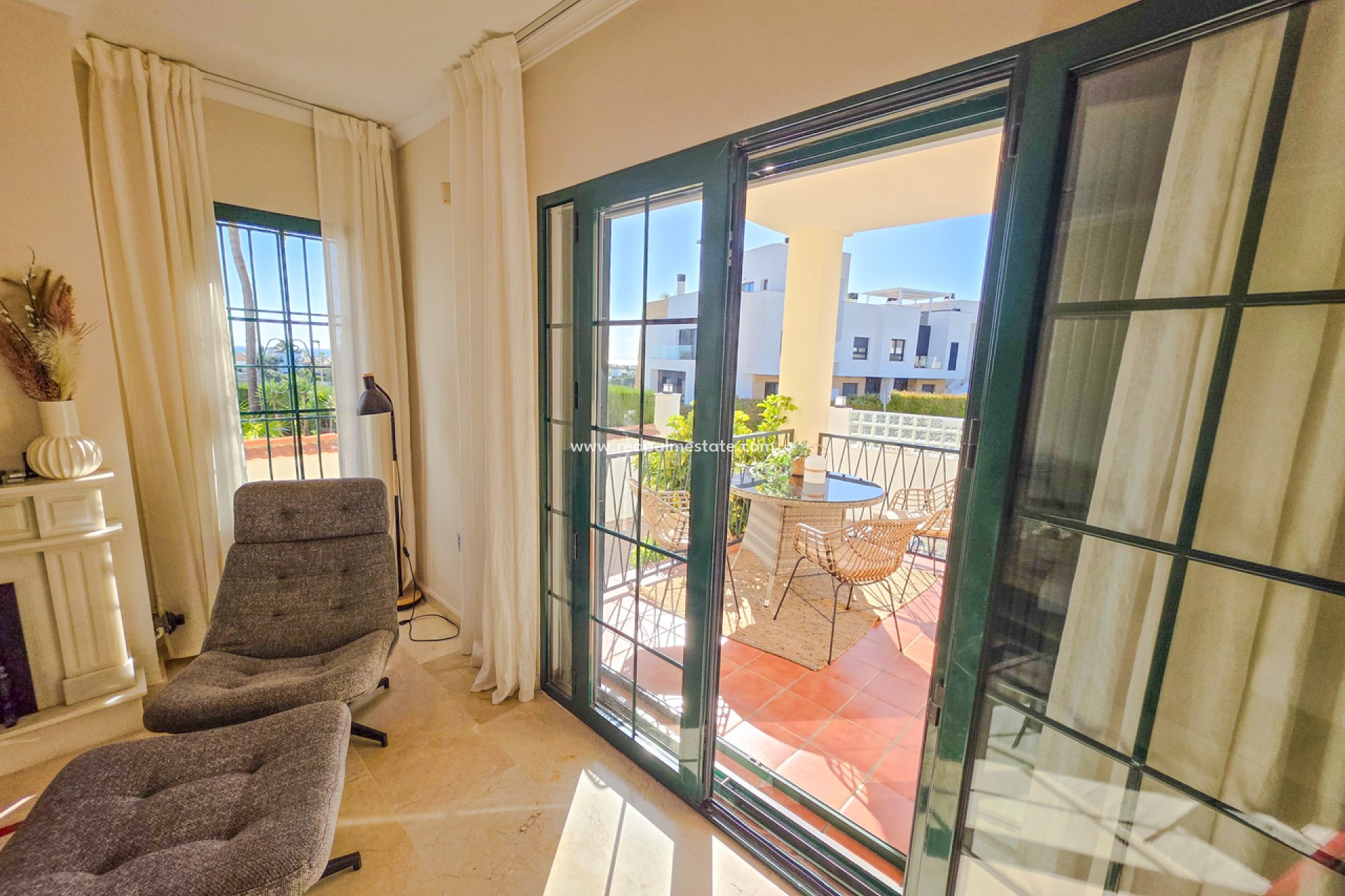 Videresalg - Villa -
Orihuela Costa - Inland