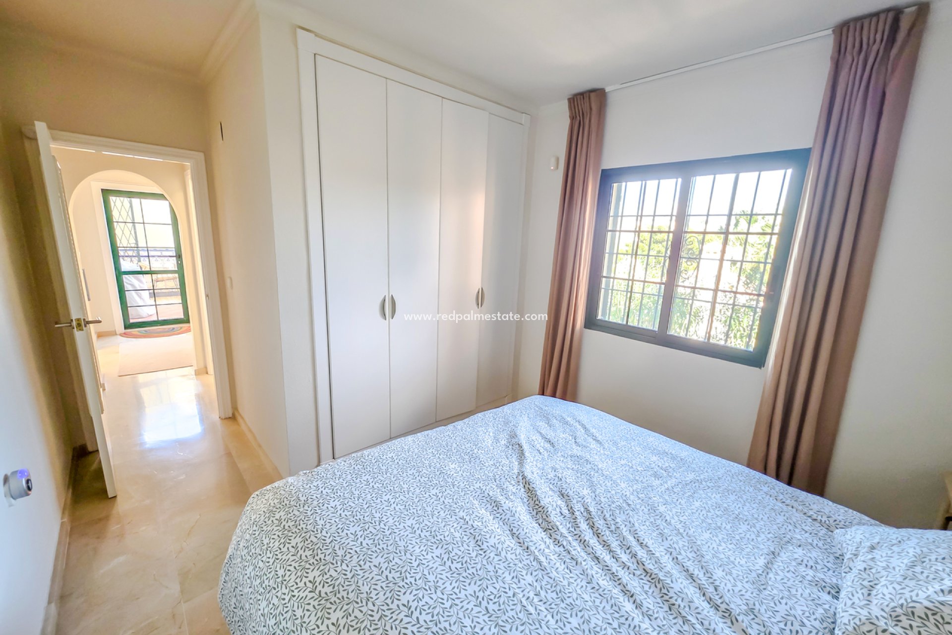 Videresalg - Villa -
Orihuela Costa - Inland