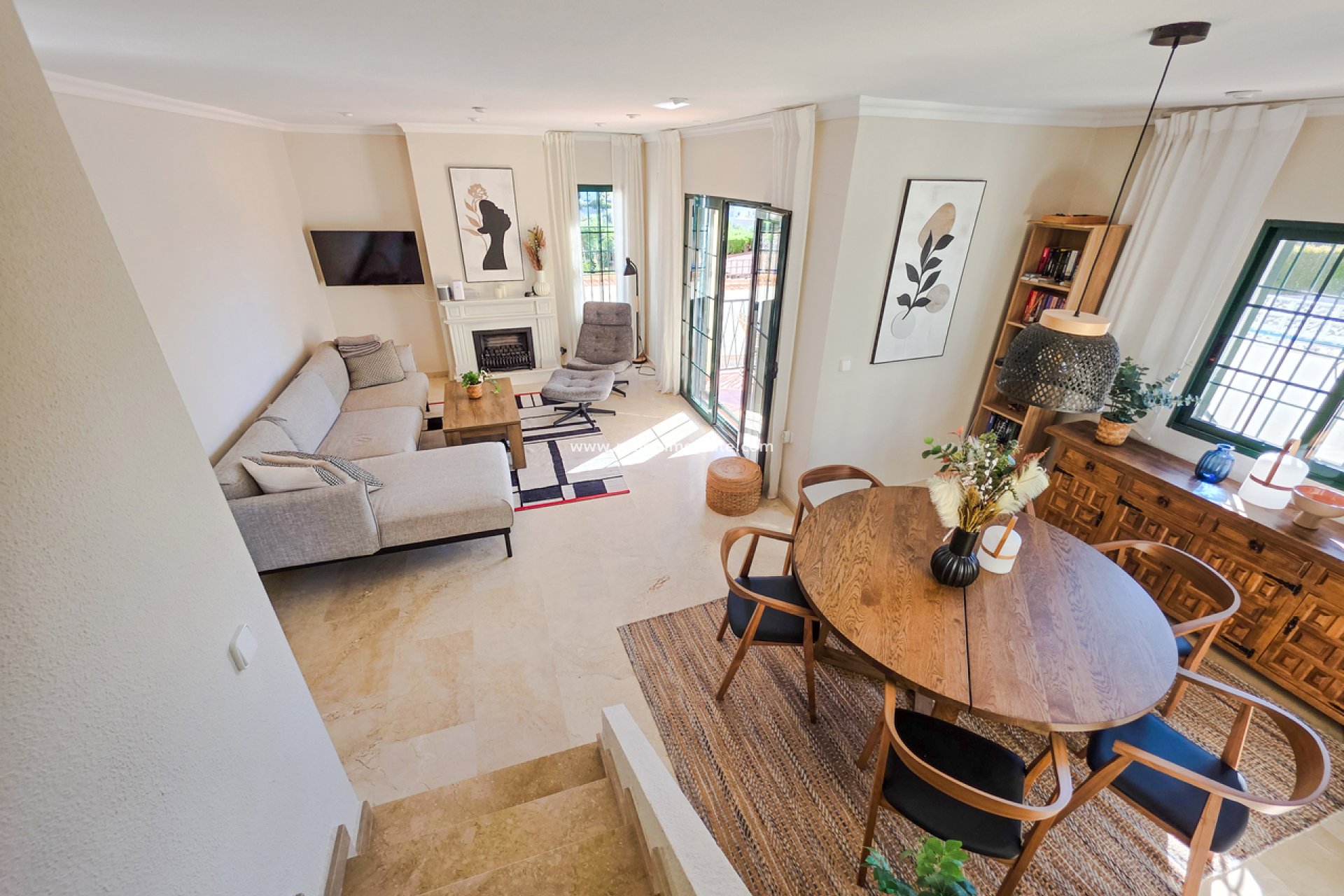 Videresalg - Villa -
Orihuela Costa - Inland