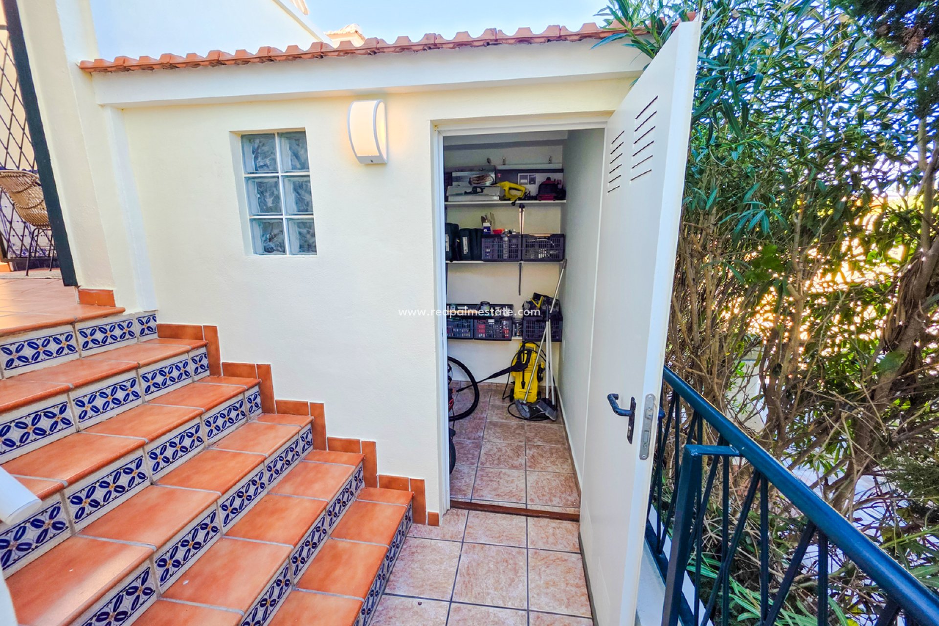 Videresalg - Villa -
Orihuela Costa - Inland