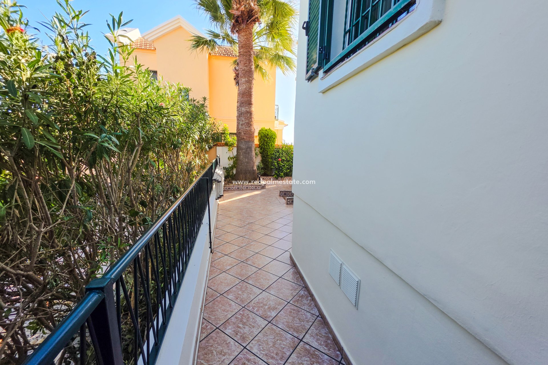 Videresalg - Villa -
Orihuela Costa - Inland