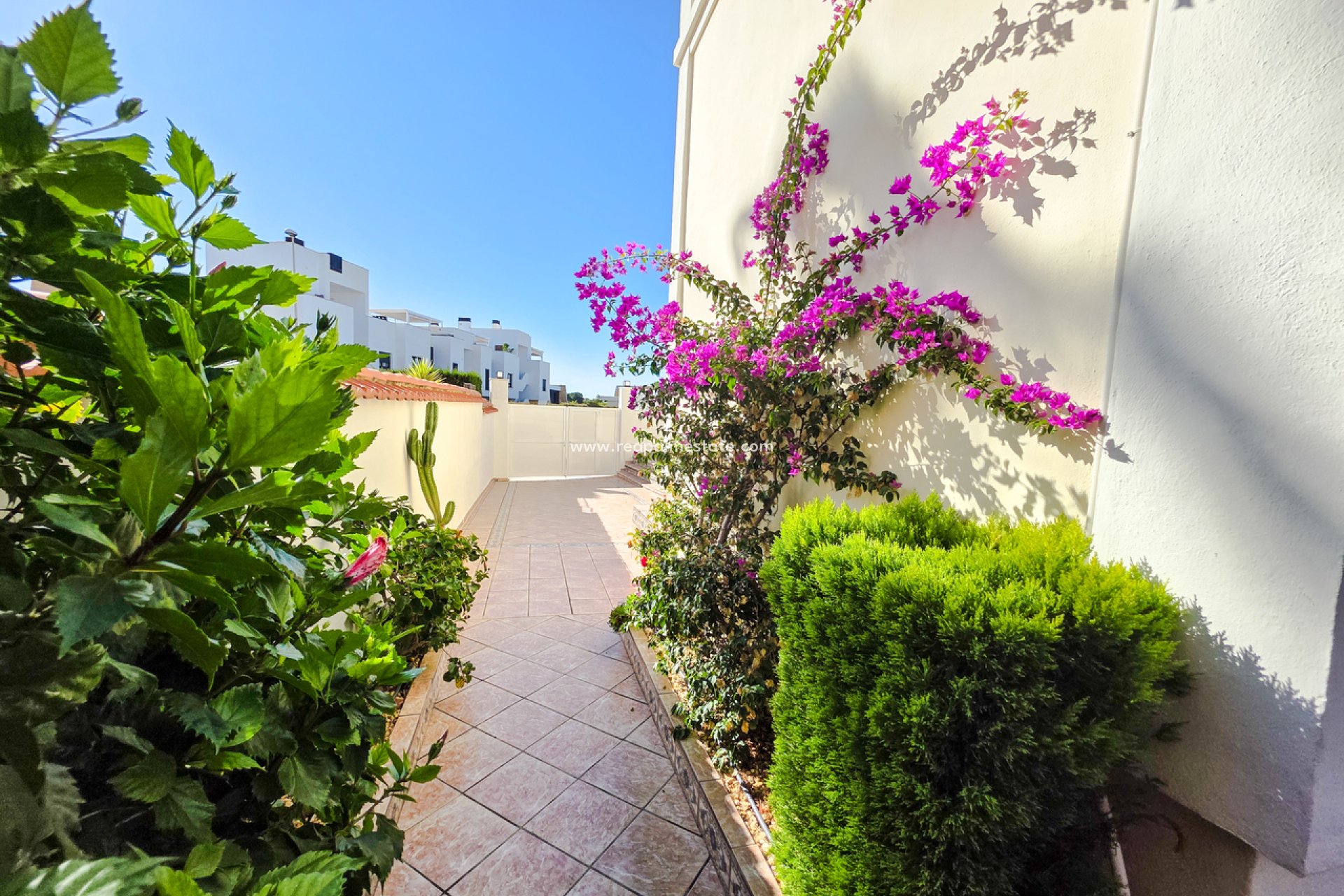 Videresalg - Villa -
Orihuela Costa - Inland