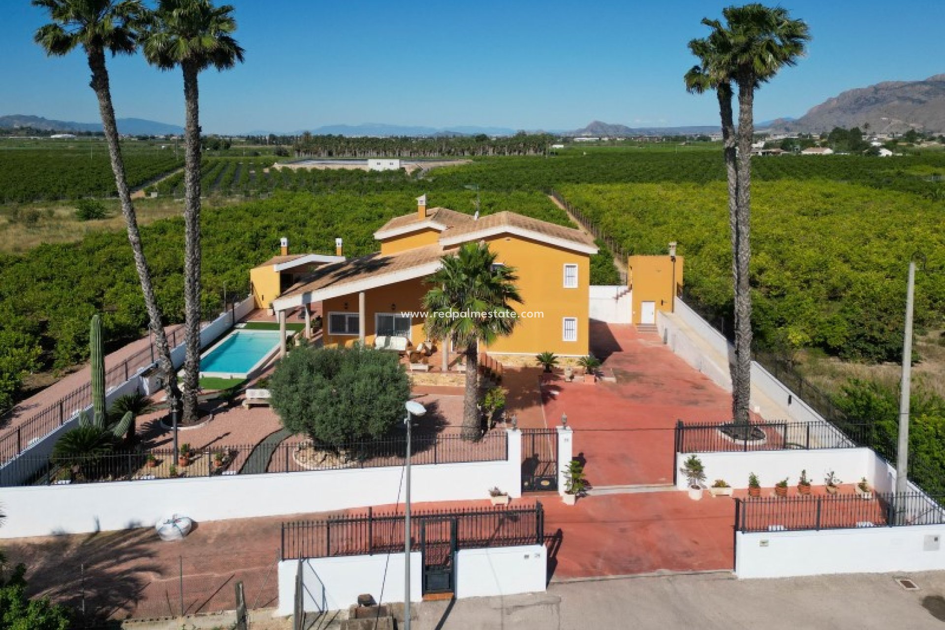 Videresalg - Villa -
Orihuela Costa - Inland