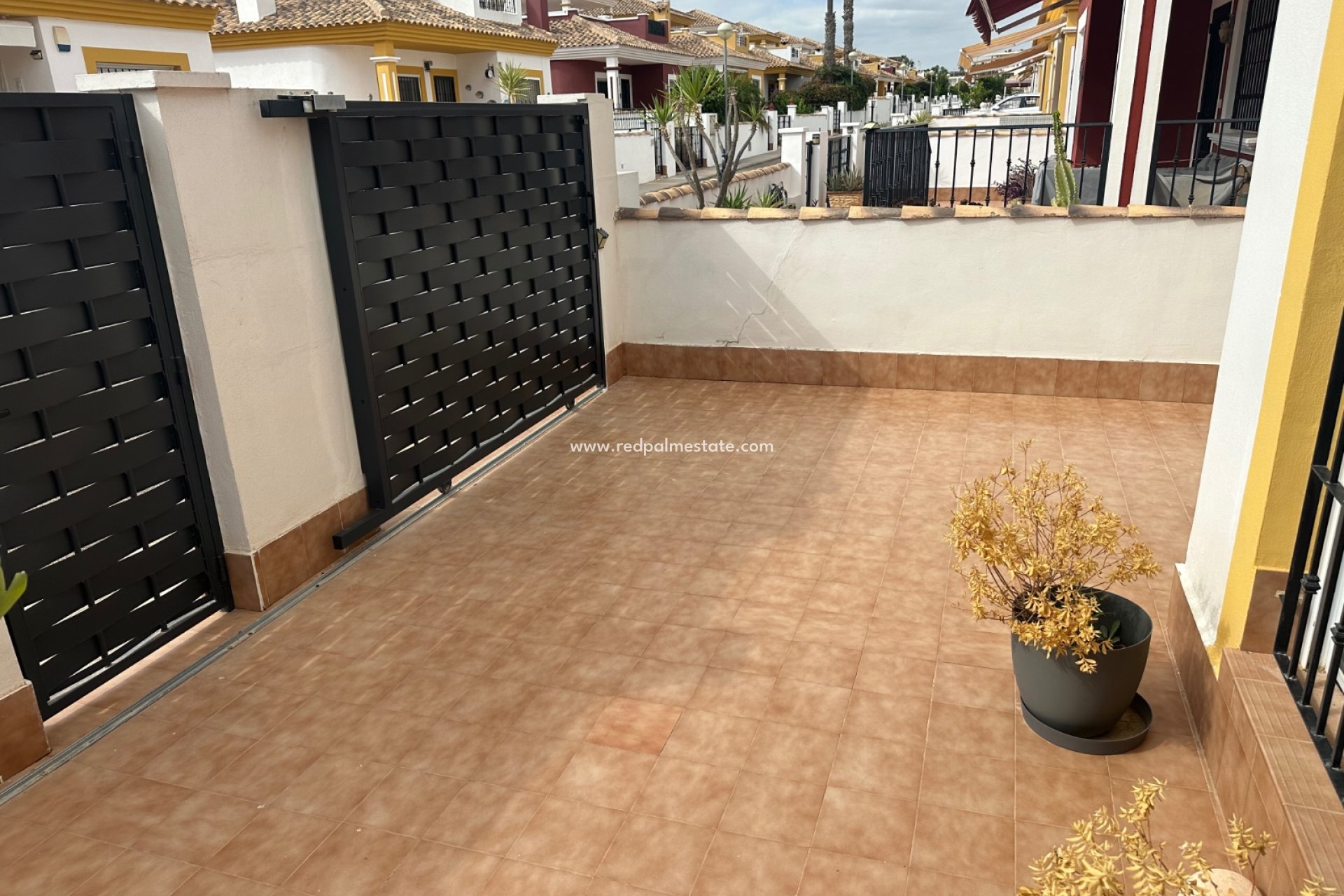 Videresalg - Villa -
Orihuela Costa - Inland