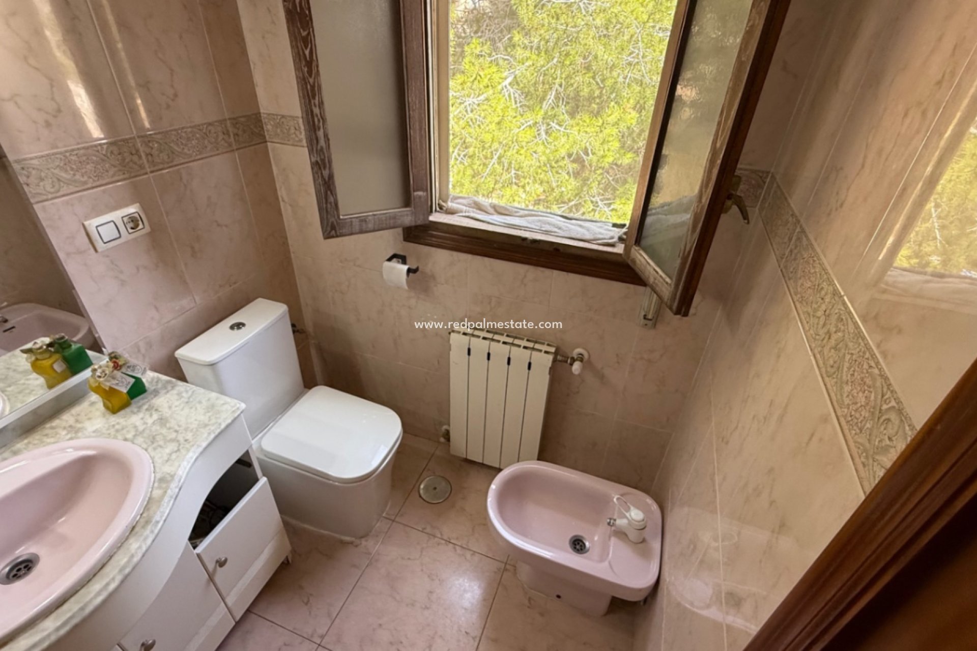 Videresalg - Villa -
Orihuela Costa - Inland