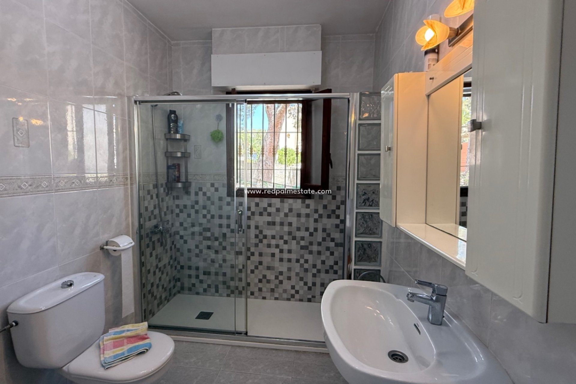 Videresalg - Villa -
Orihuela Costa - Inland