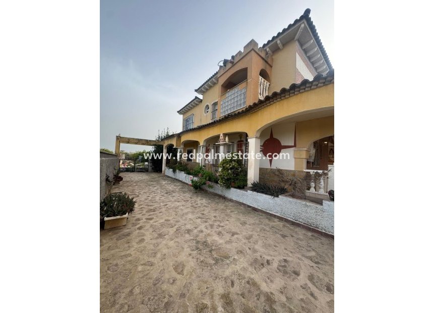 Videresalg - Villa -
Orihuela Costa - La Campaneta