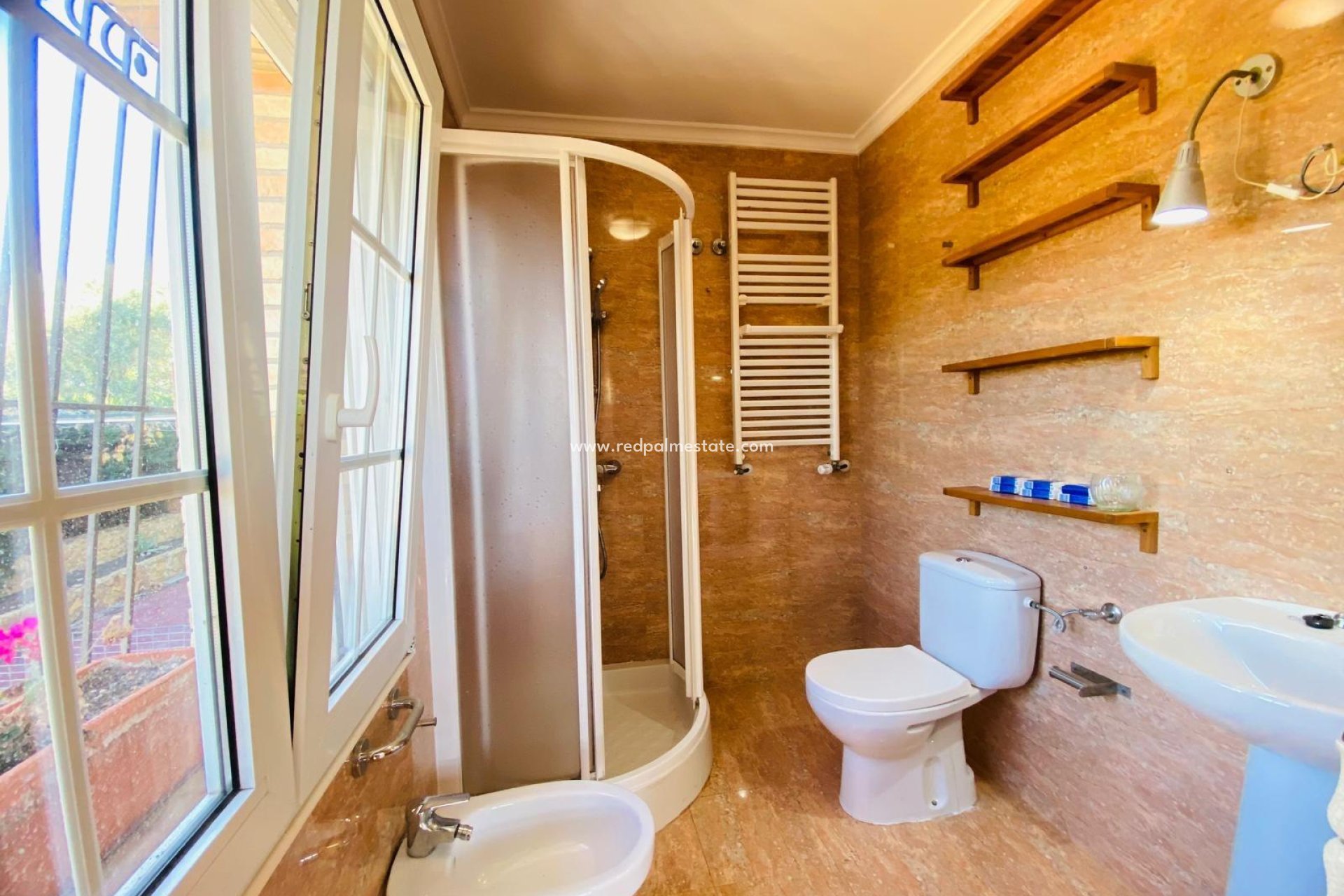 Videresalg - Villa -
Orihuela Costa - La Florida