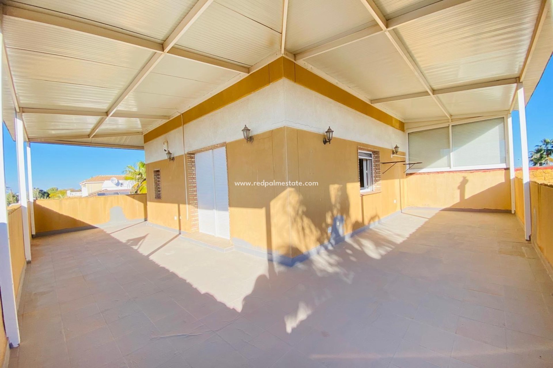 Videresalg - Villa -
Orihuela Costa - La Florida