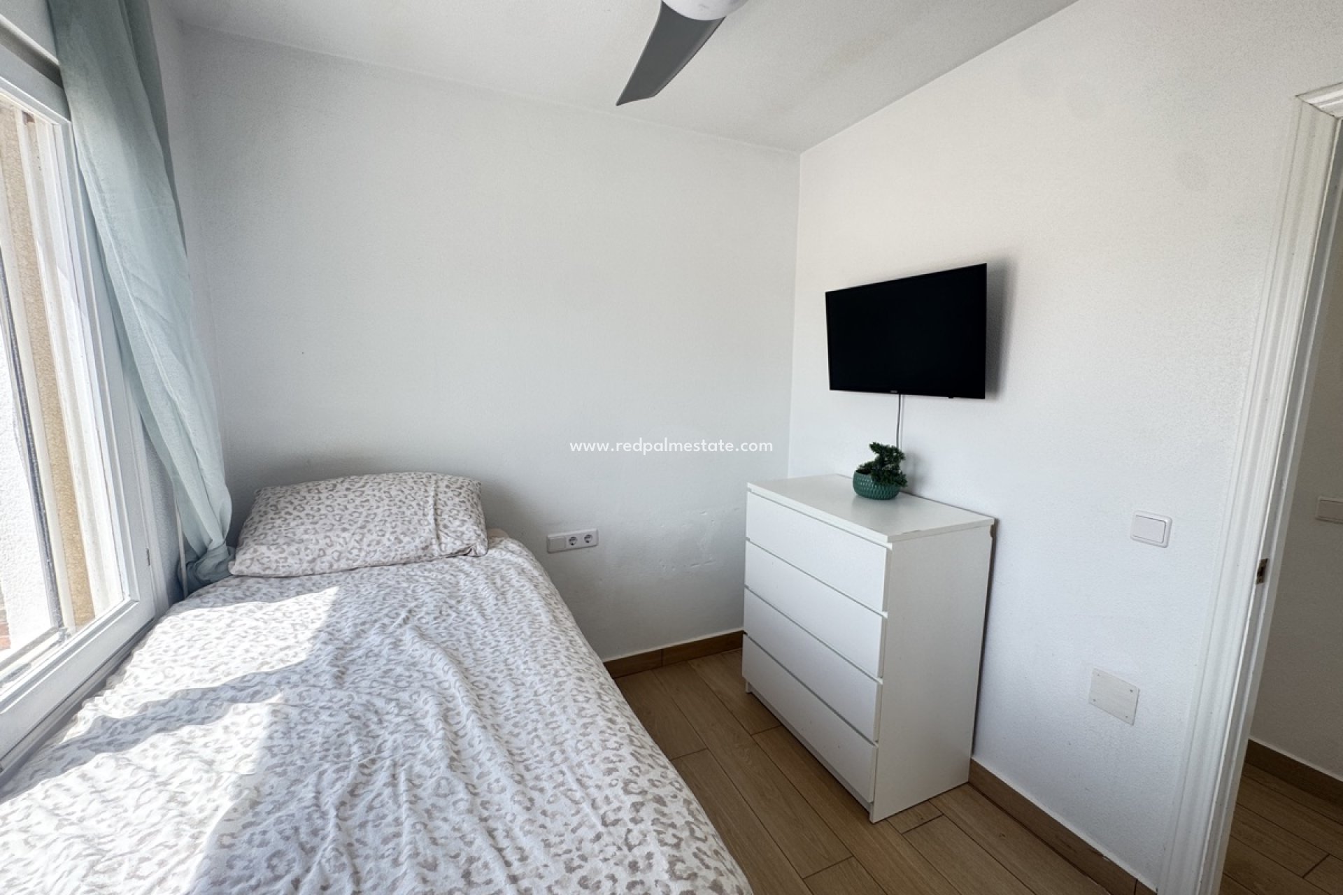 Videresalg - Villa -
Orihuela Costa - La Florida