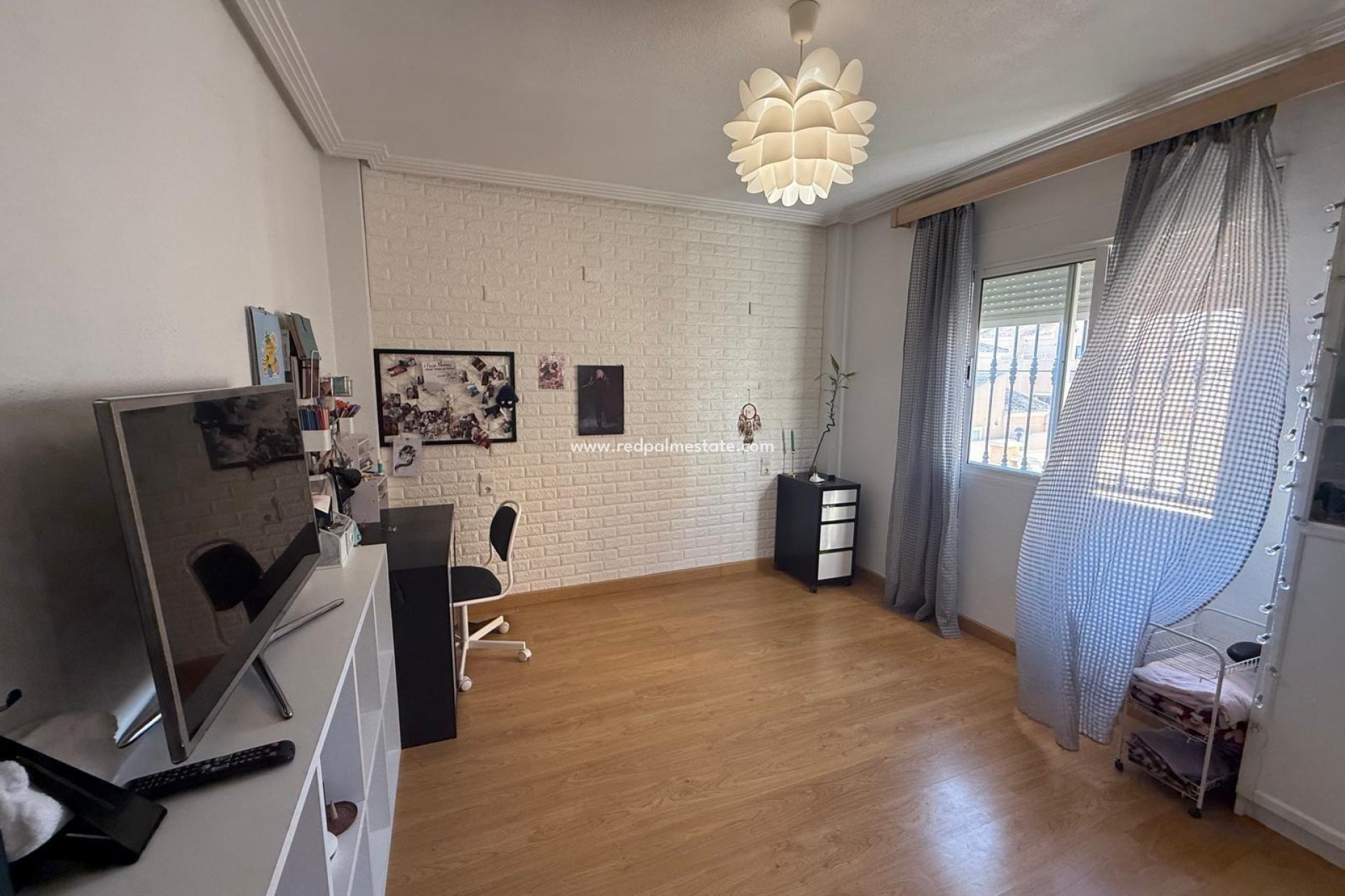 Videresalg - Villa -
Orihuela Costa - La Florida