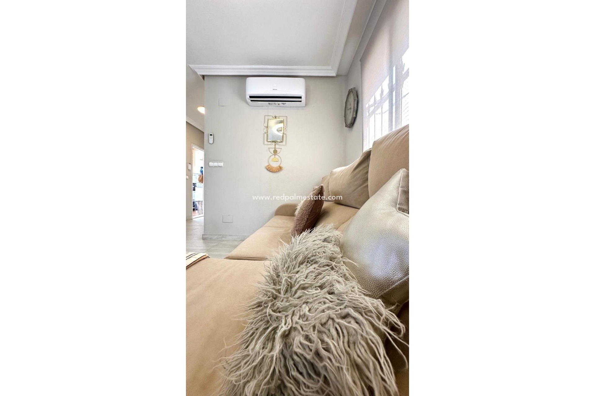 Videresalg - Villa -
Orihuela Costa - La Regia