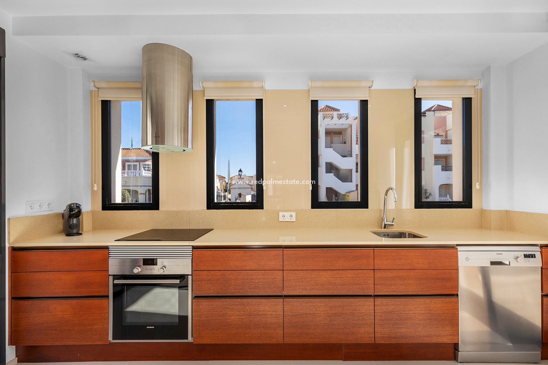 Videresalg - Villa -
Orihuela Costa - La Zenia