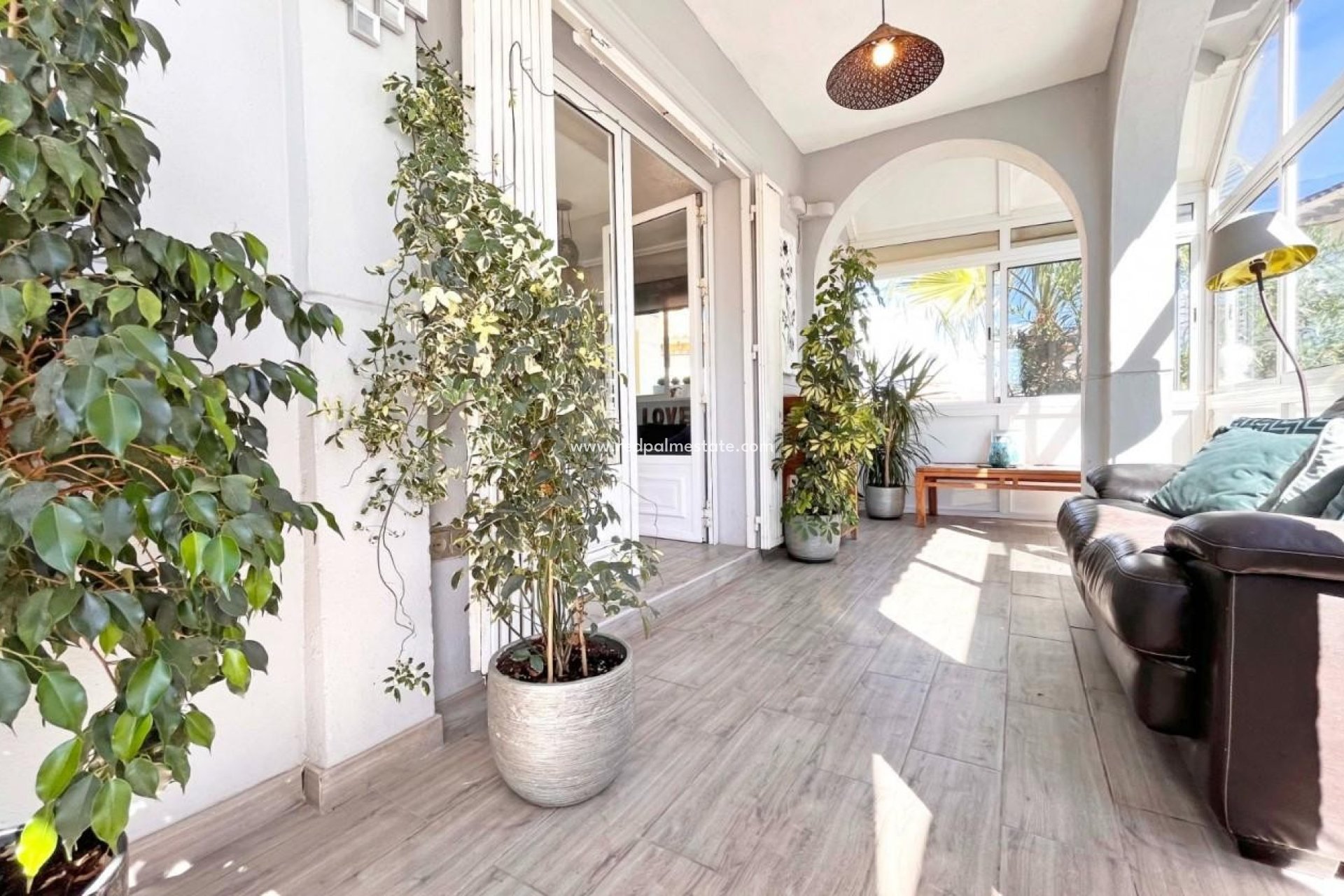 Videresalg - Villa -
Orihuela Costa - La Zenia