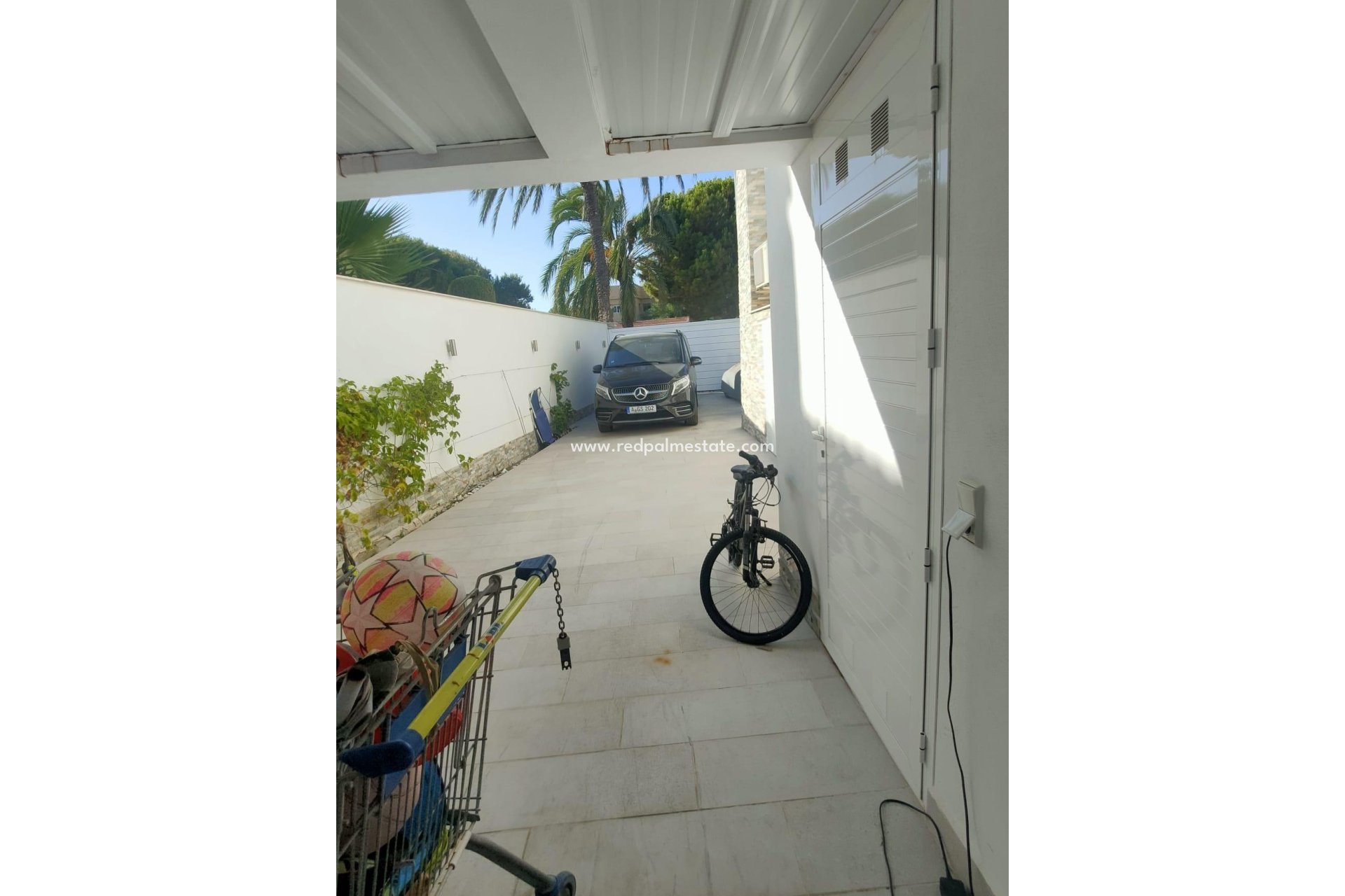 Videresalg - Villa -
Orihuela Costa - La Zenia