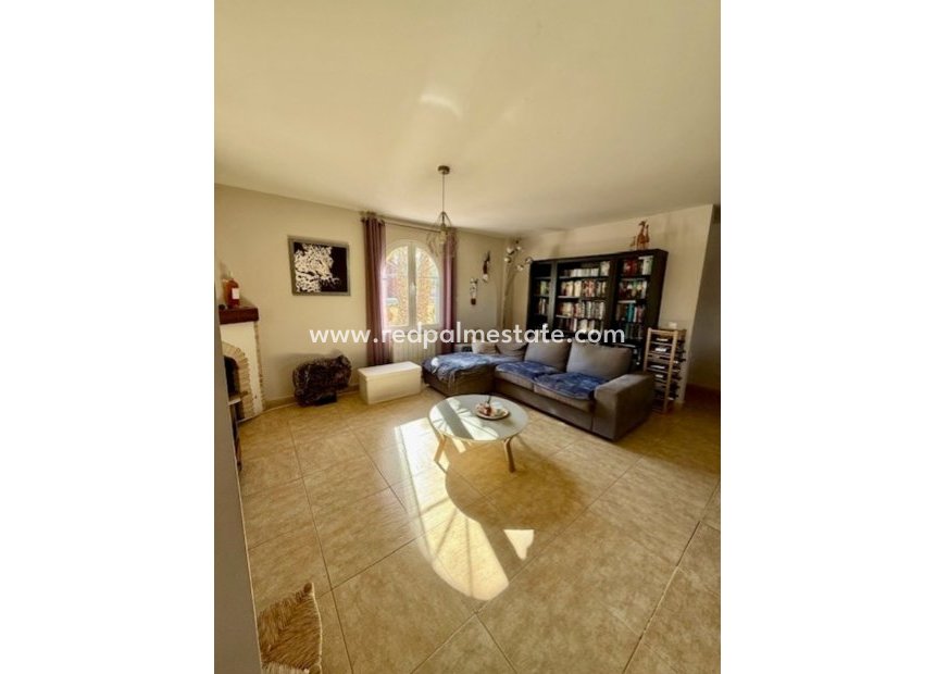 Videresalg - Villa -
Orihuela Costa - La Zenia