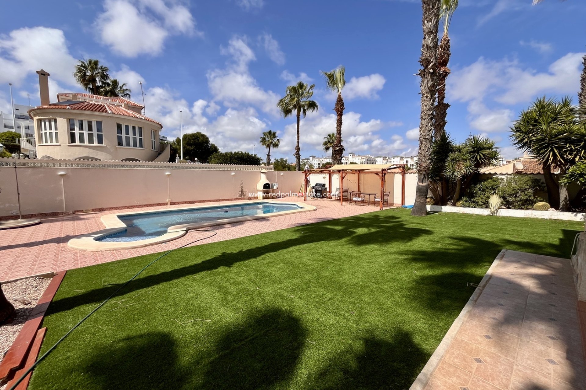 Videresalg - Villa -
Orihuela Costa - La Zenia