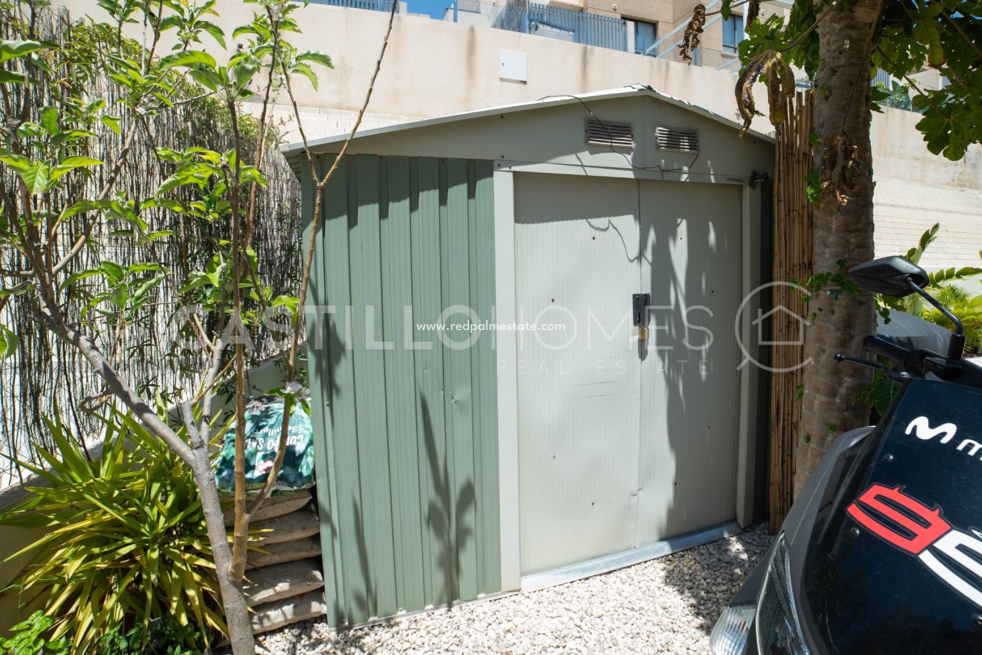 Videresalg - Villa -
Orihuela Costa - La Zenia