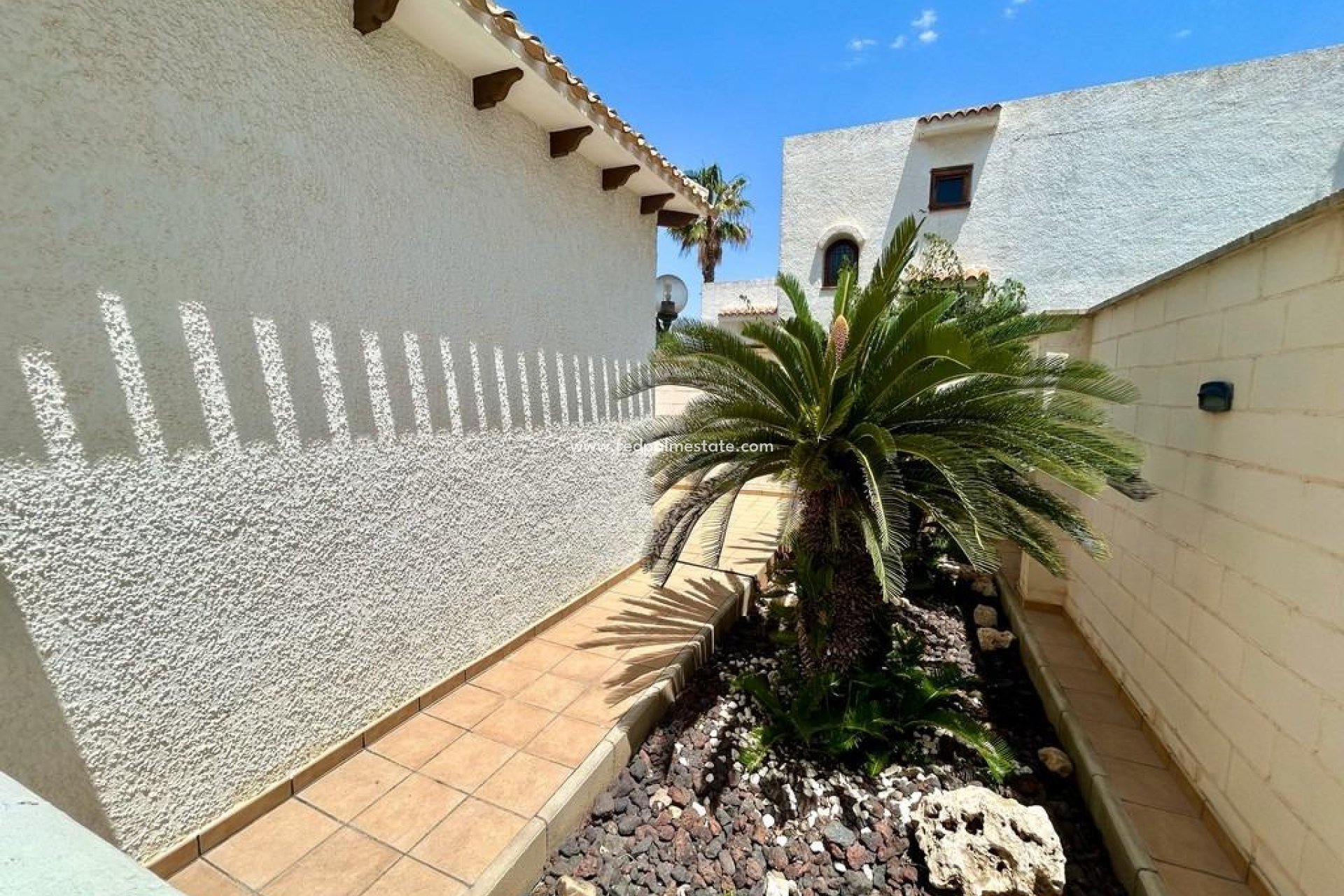 Videresalg - Villa -
Orihuela Costa - La Zenia