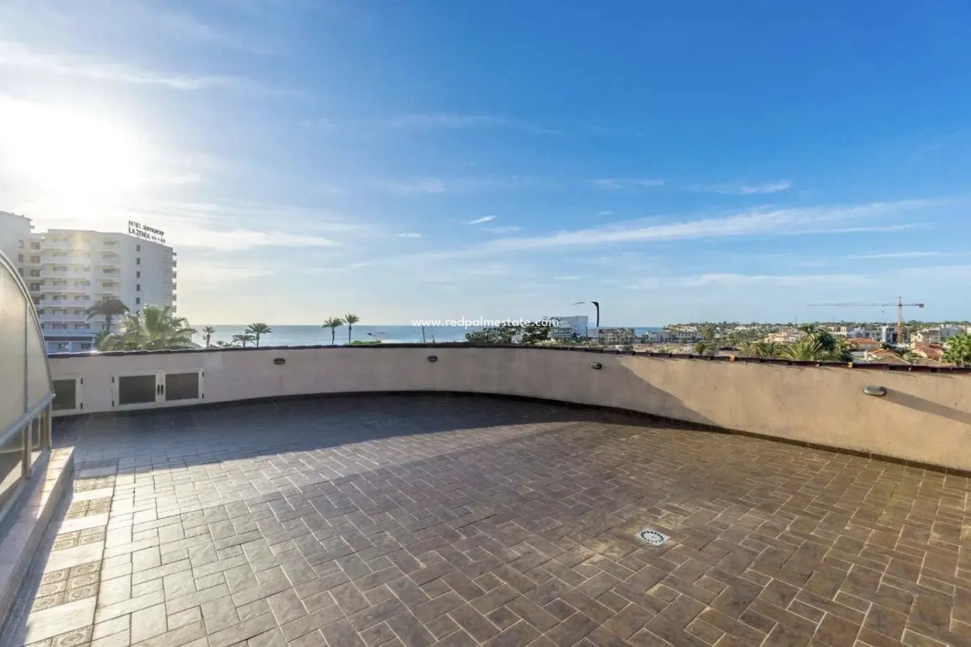 Videresalg - Villa -
Orihuela Costa - La Zenia