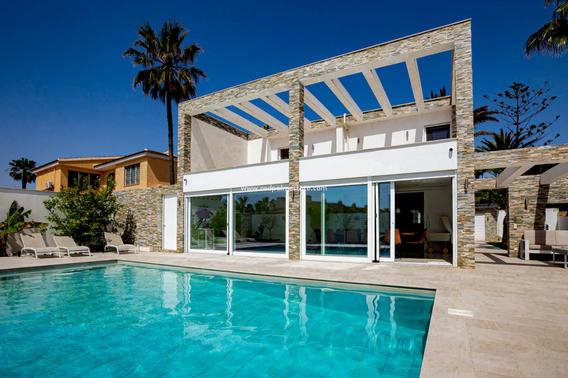 Videresalg - Villa -
Orihuela Costa - La Zenia