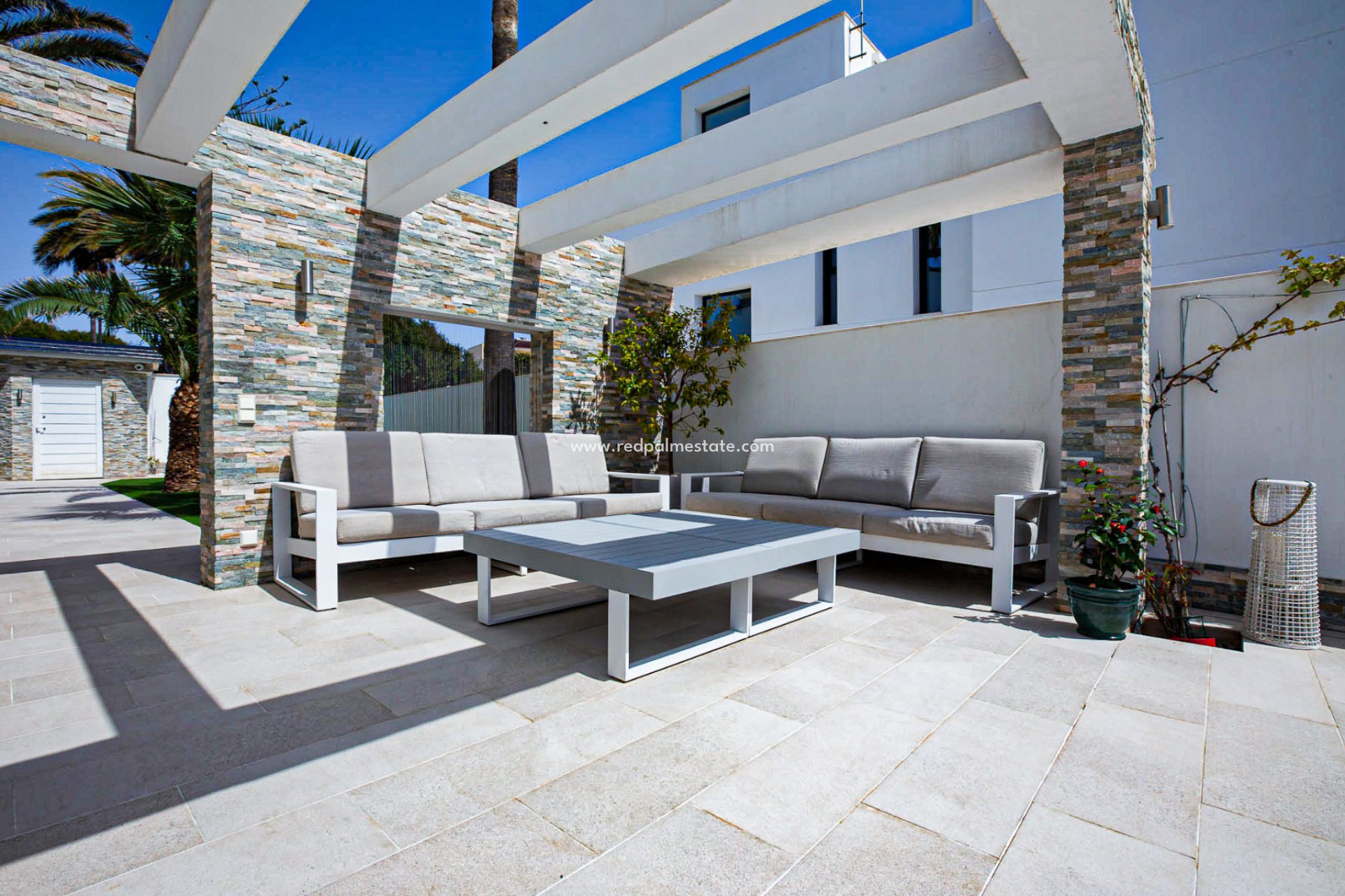 Videresalg - Villa -
Orihuela Costa - La Zenia