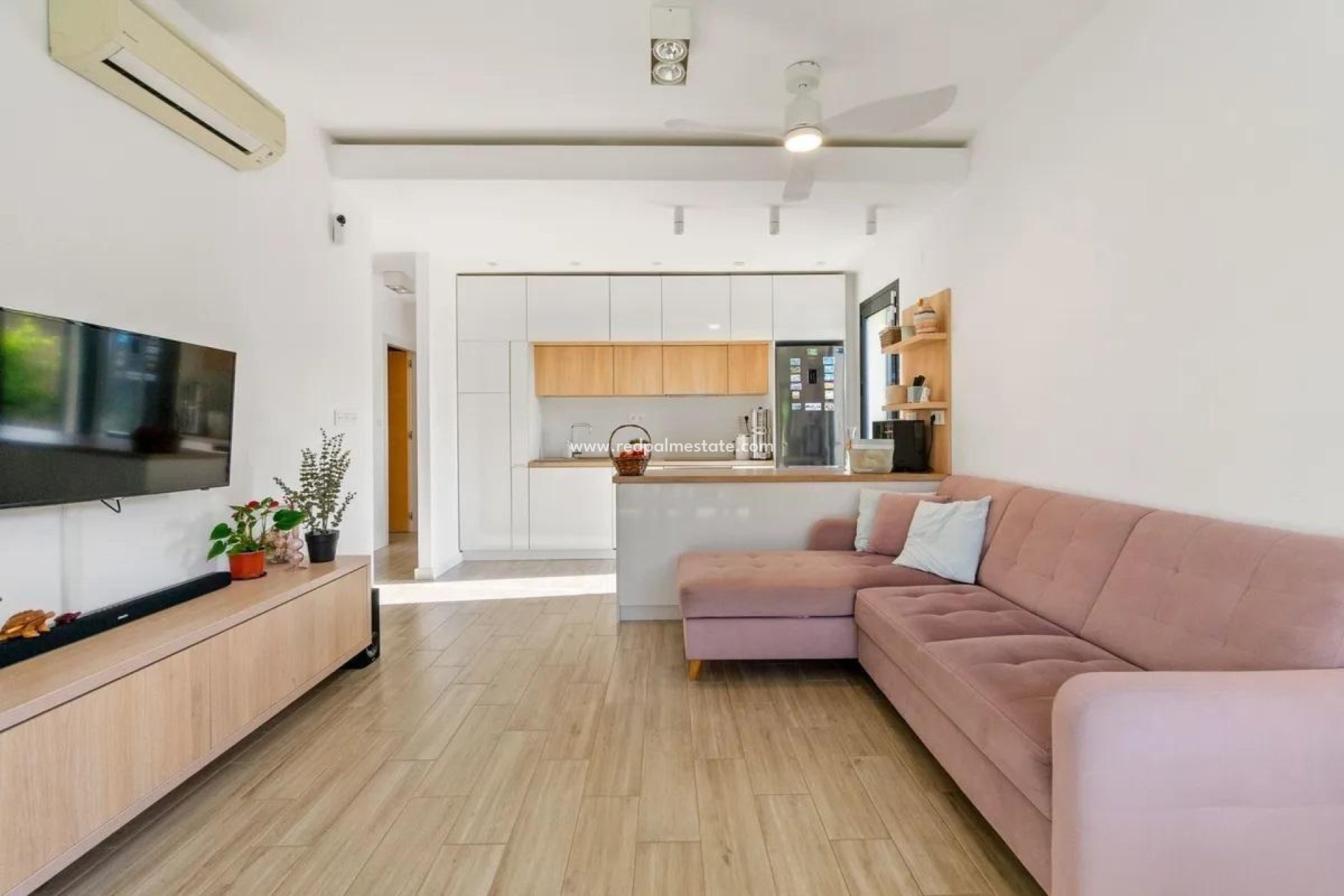 Videresalg - Villa -
Orihuela Costa - La Zenia