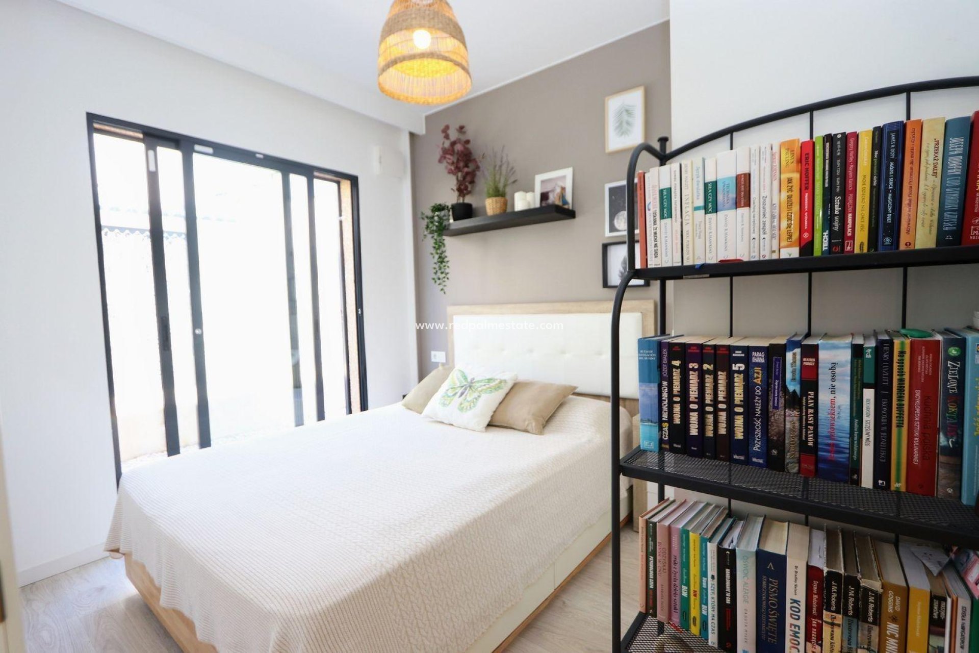 Videresalg - Villa -
Orihuela Costa - La Zenia