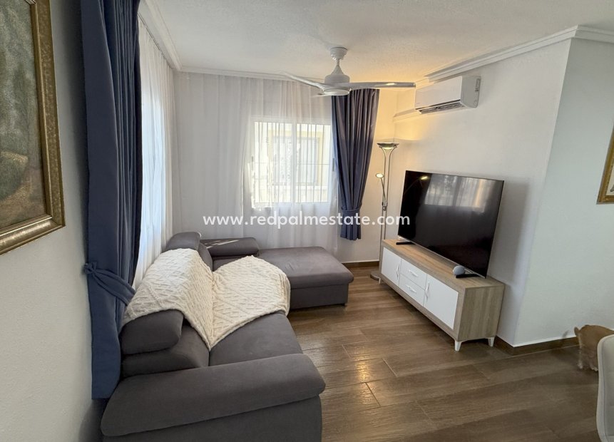 Videresalg - Villa -
Orihuela Costa - La Zenia