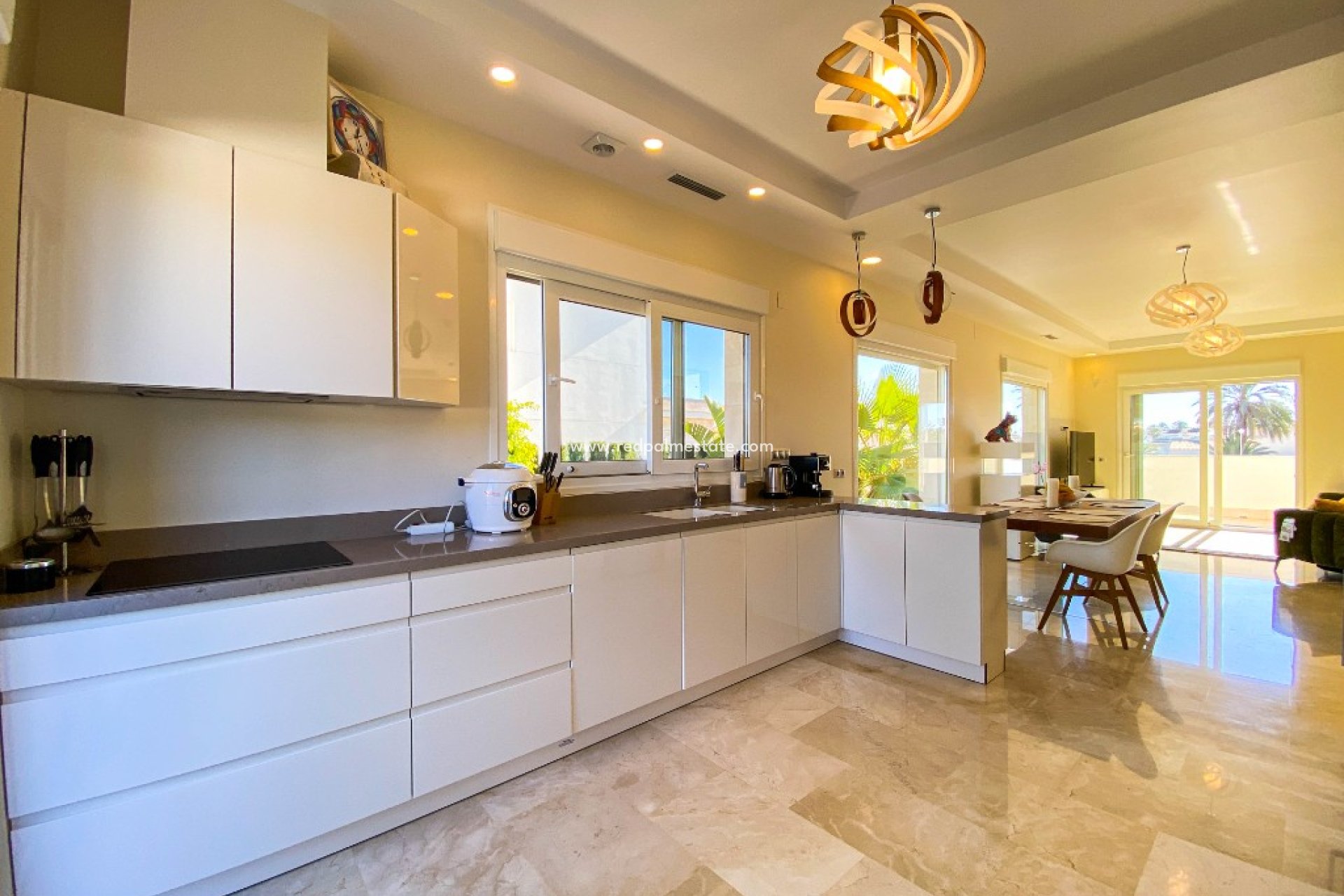 Videresalg - Villa -
Orihuela Costa - La Zenia