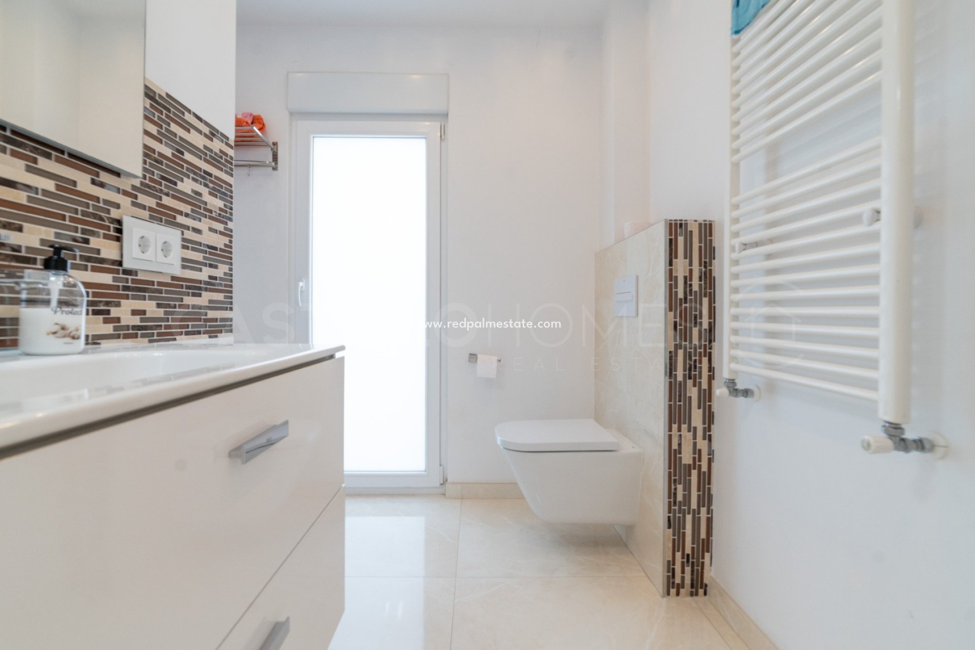 Videresalg - Villa -
Orihuela Costa - La Zenia