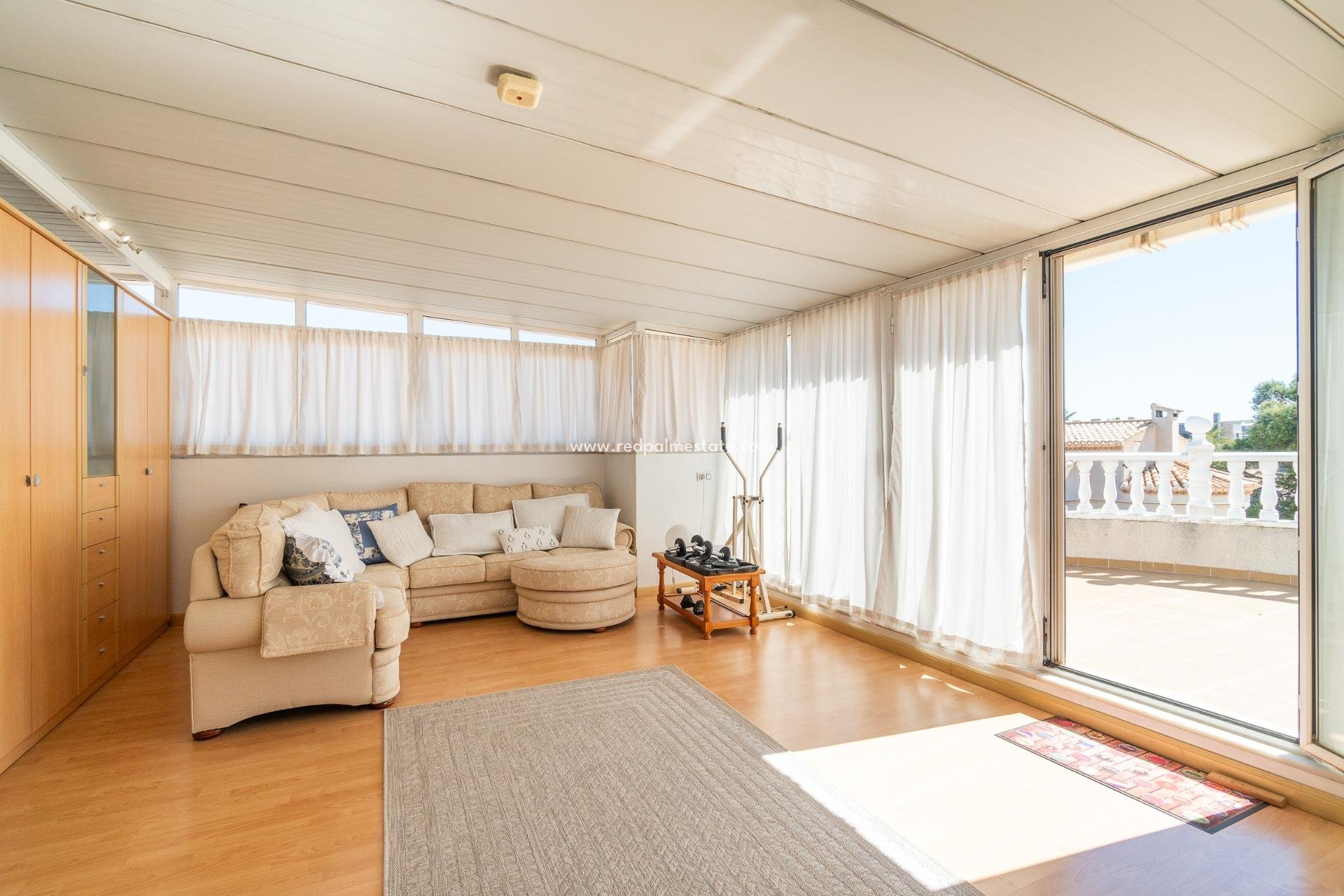 Videresalg - Villa -
Orihuela Costa - La Zenia