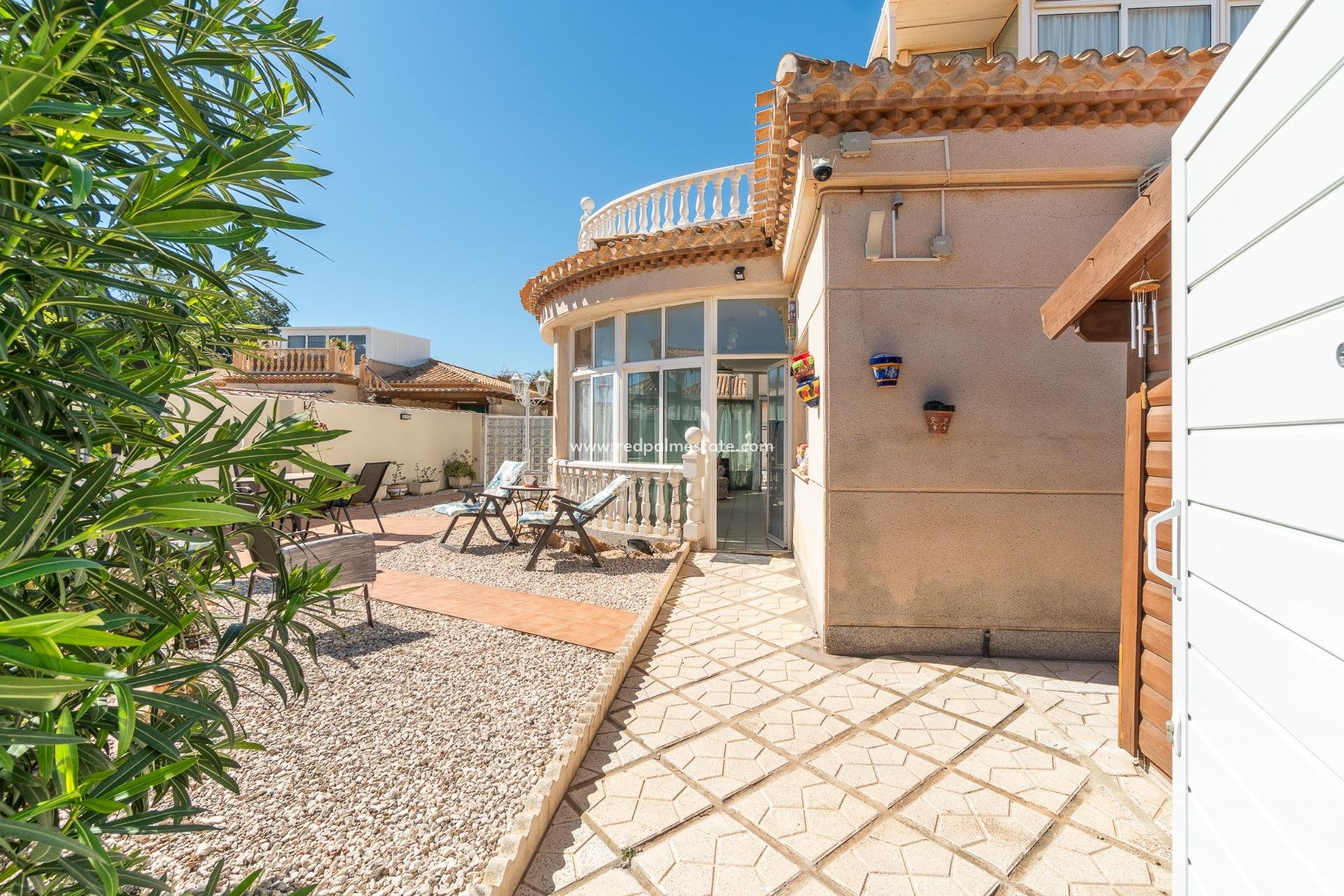 Videresalg - Villa -
Orihuela Costa - La Zenia