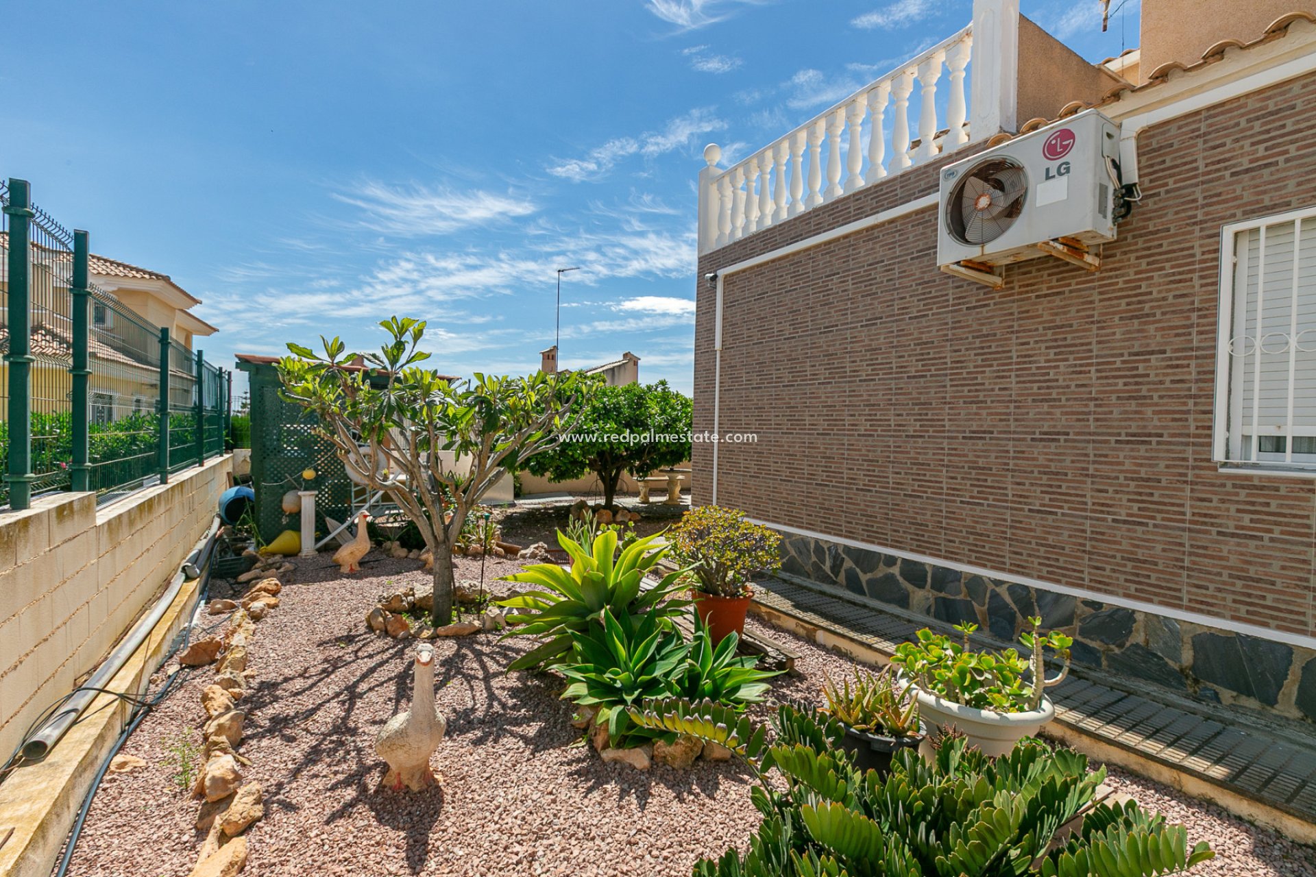 Videresalg - Villa -
Orihuela Costa - La Zenia