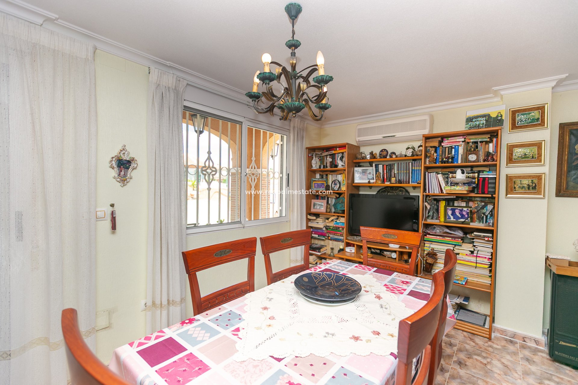 Videresalg - Villa -
Orihuela Costa - La Zenia