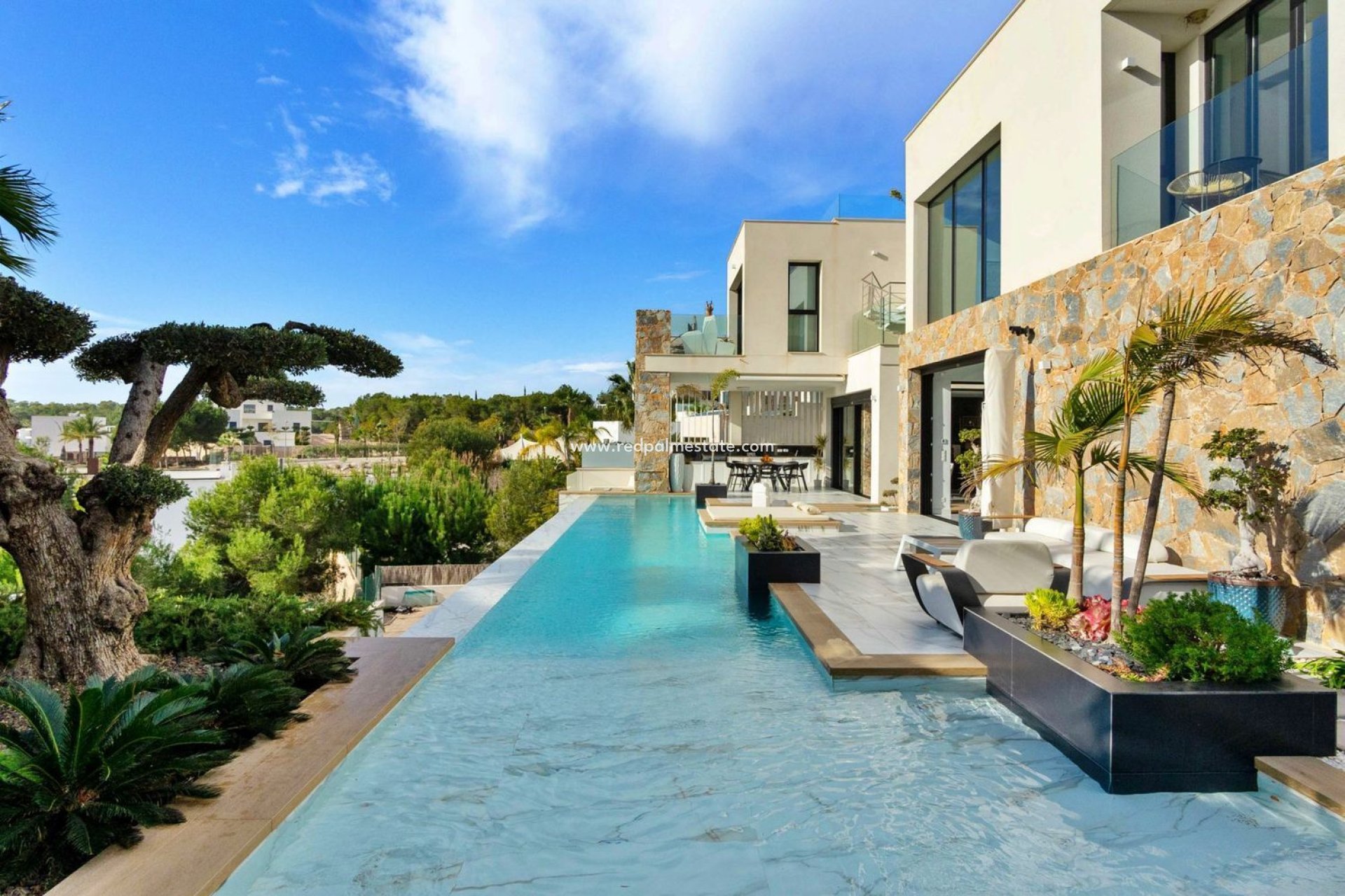 Videresalg - Villa -
Orihuela Costa - Las Colinas Golf