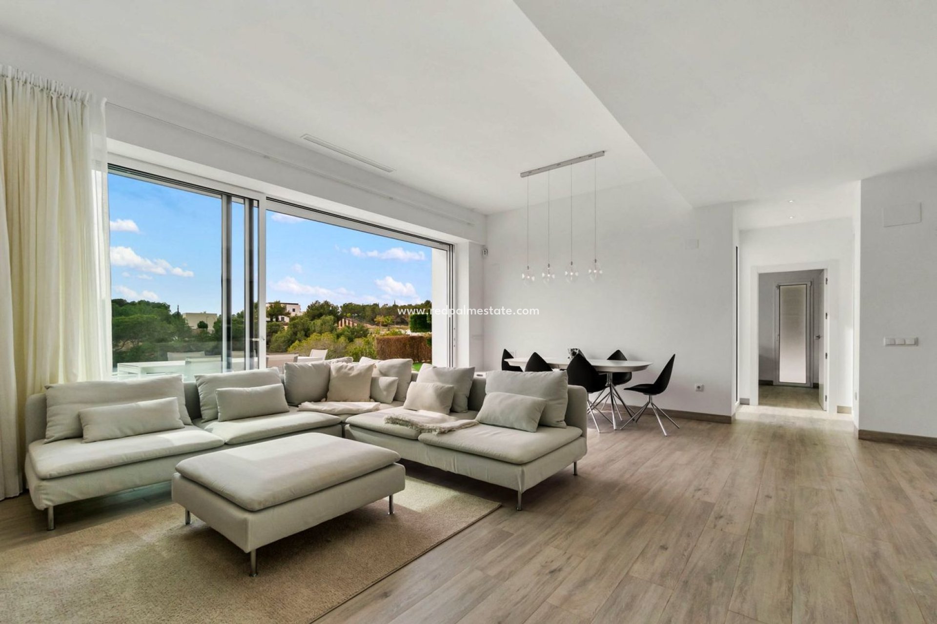 Videresalg - Villa -
Orihuela Costa - Las Colinas Golf