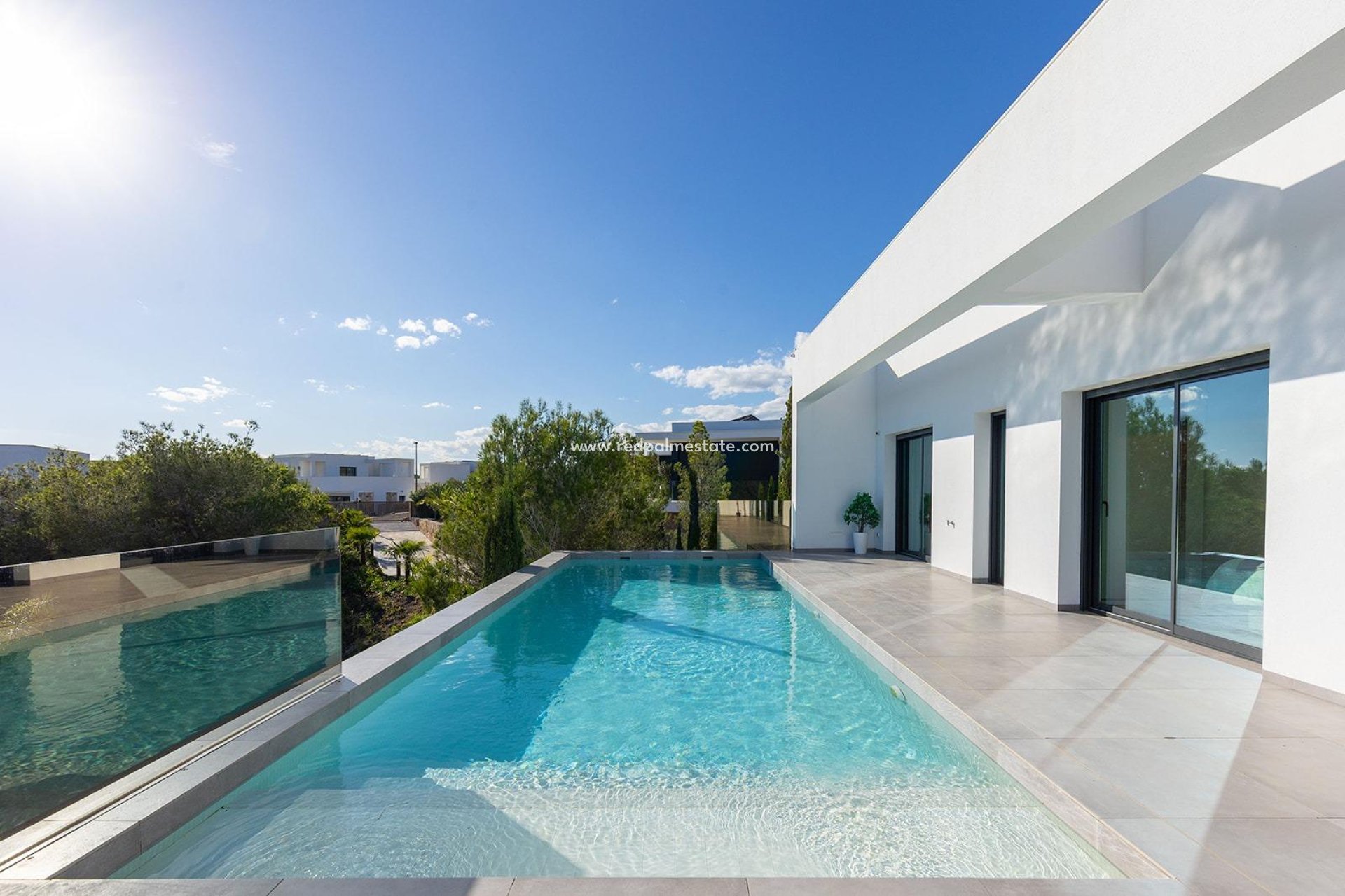 Videresalg - Villa -
Orihuela Costa - Las Colinas Golf