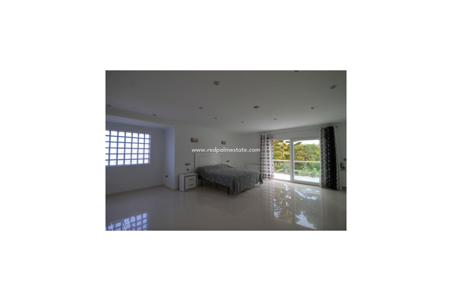 Videresalg - Villa -
Orihuela Costa - Las Ramblas