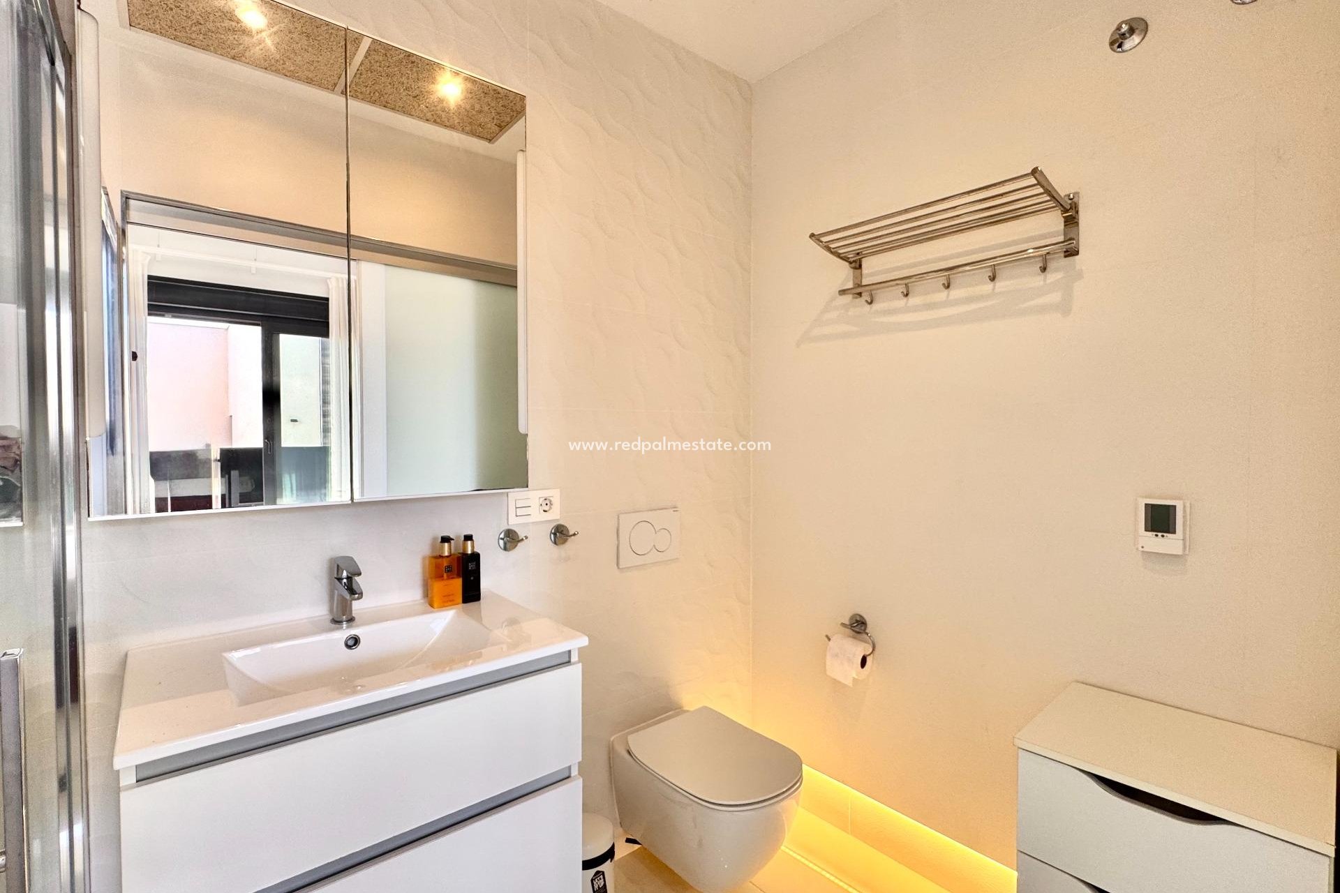 Videresalg - Villa -
Orihuela Costa - Lomas de Cabo Roig