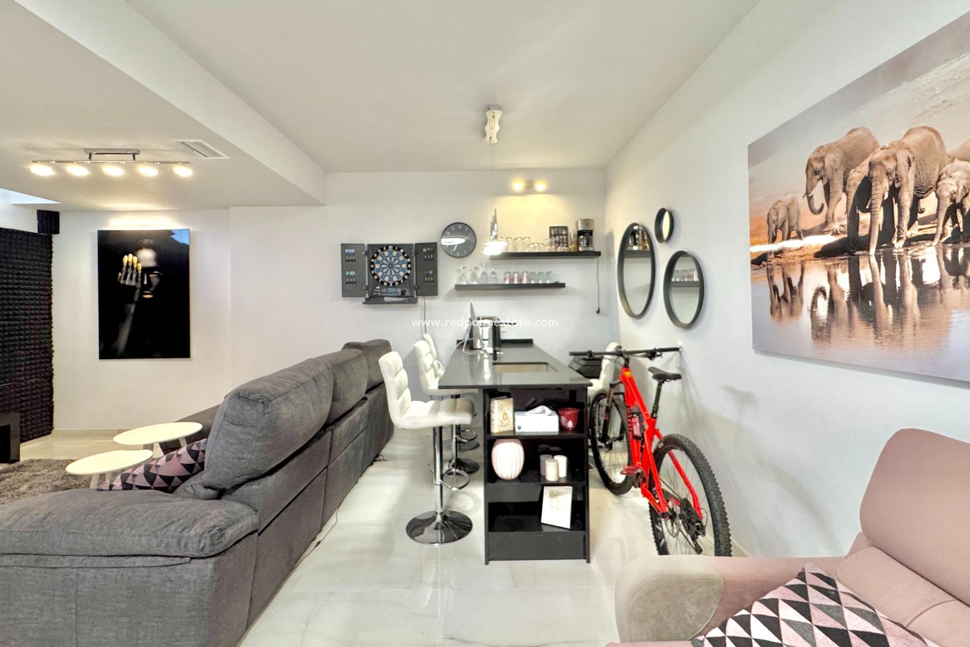 Videresalg - Villa -
Orihuela Costa - Lomas de Cabo Roig