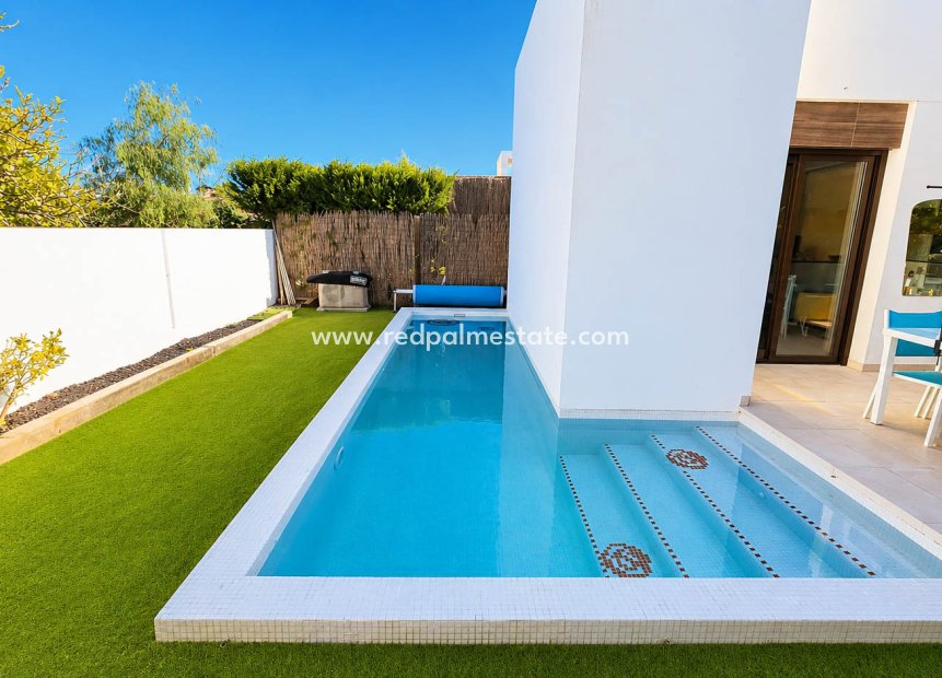 Videresalg - Villa -
Orihuela Costa - Lomas de Cabo Roig