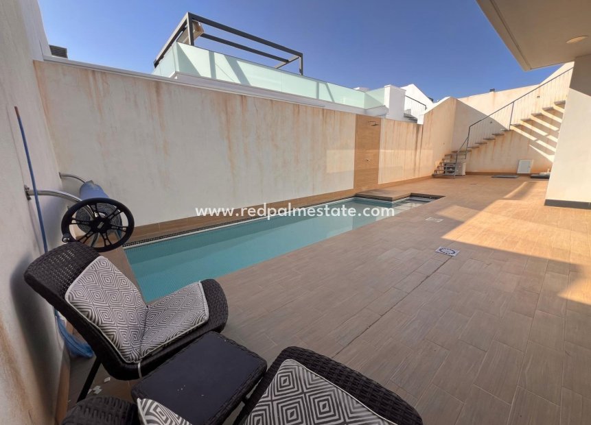 Videresalg - Villa -
Orihuela Costa - Lomas de Cabo Roig